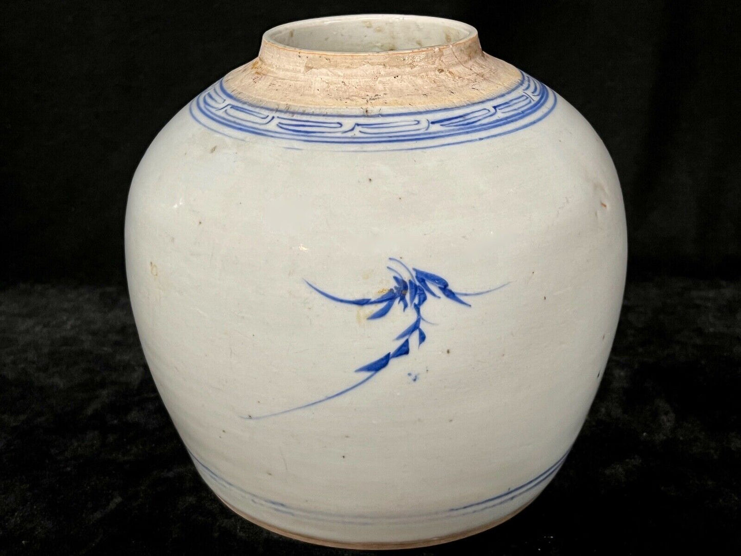 Antique Chinese Qing 19th Century Blue & White Ginger Jar Hand Painted 8"