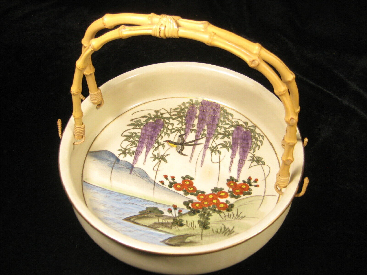 Antique Japanese Imari Ceramic Kutani Style Hand Painted Bowl Bamboo Handle 8"