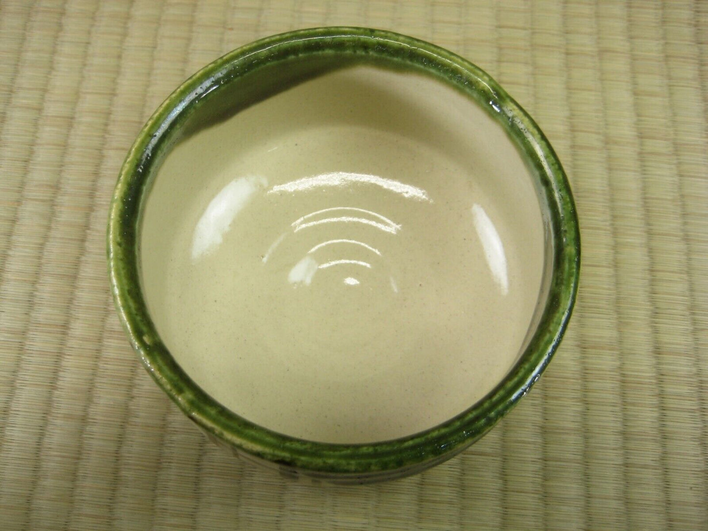 Vintage Japanese Oribe Ware Tea Ceremony Chawan Tea Bowl Green Plum Blossoms 5"