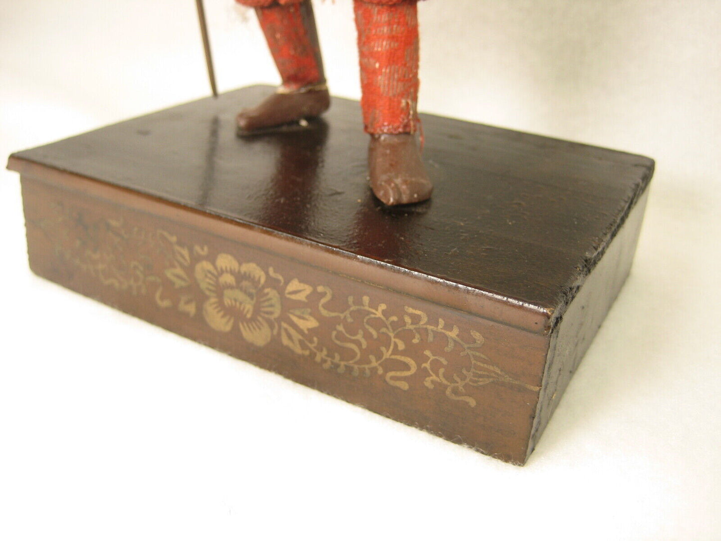 Antique Japanese Samurai Warrior Doll Wood Gofun Face Fierce General W/Sword