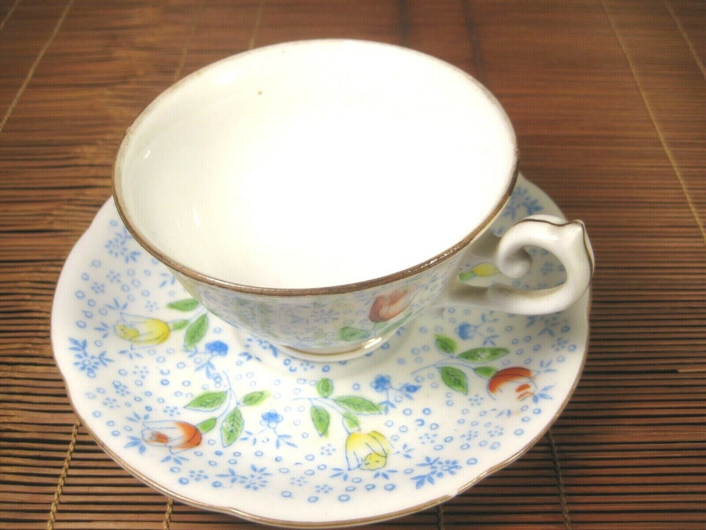 Antique Japanese C1920 Hand Painted Tea Cup & Saucer Set Floral Motif