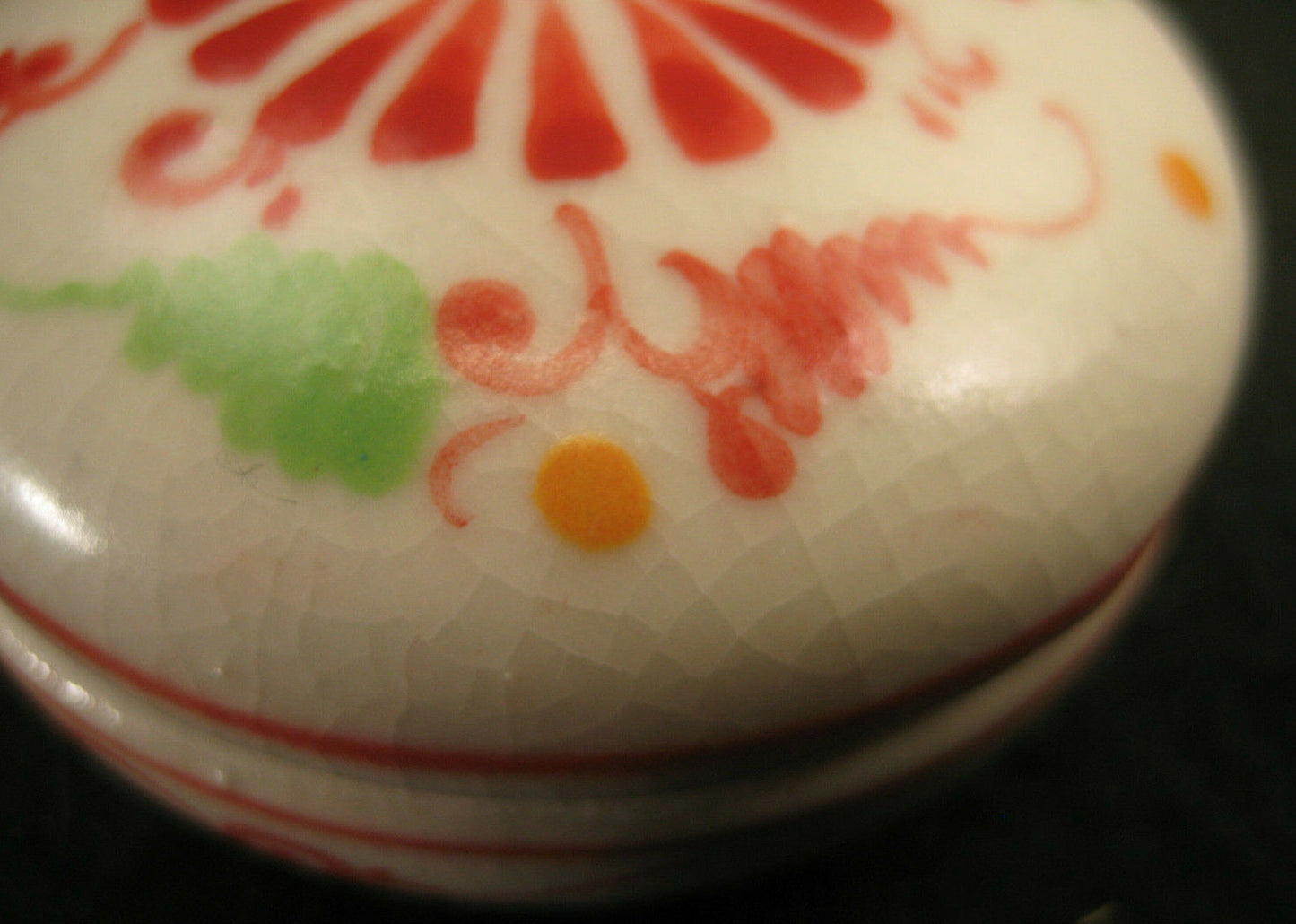 Antique Japanese Ceramic Hand Painted Kogo Inscence Holder Tea Ceremony White