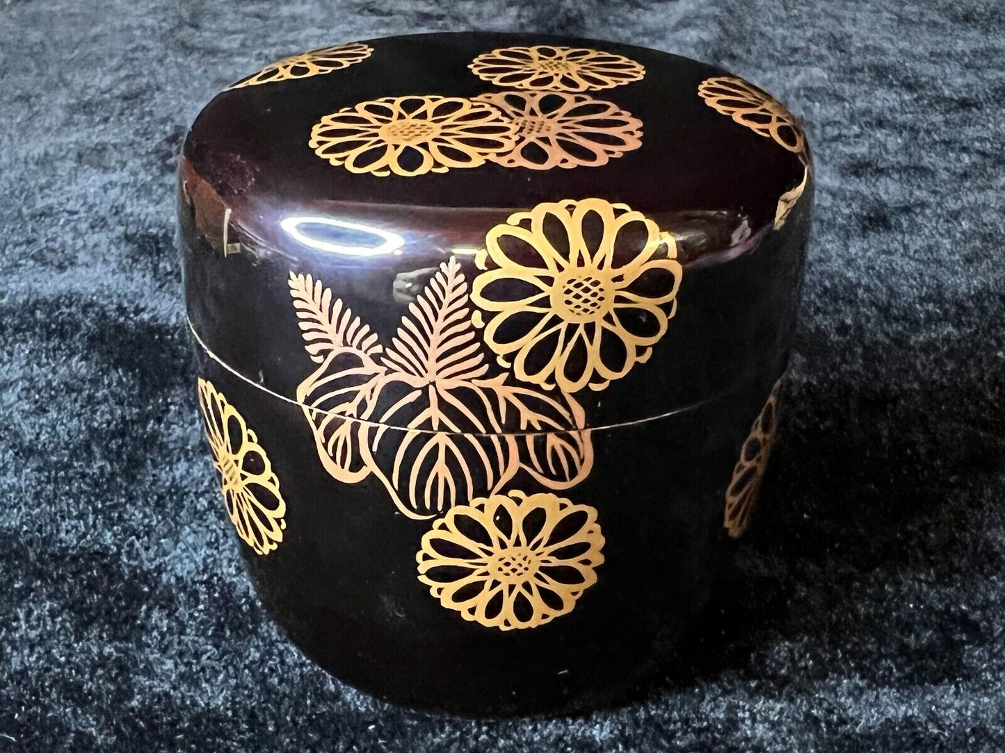Vintage Japanese Natsume Tea Caddy Tea Ceremony Lacquered Kiku & Kiri