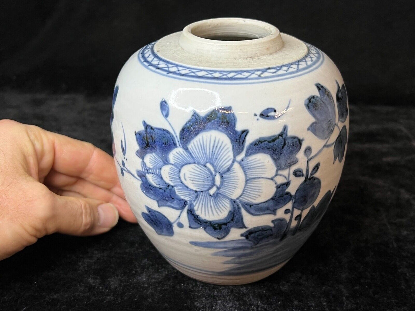 Antique Chinese Qing 19Th Century Cobalt Blue & White Jar Peonies 5.5"