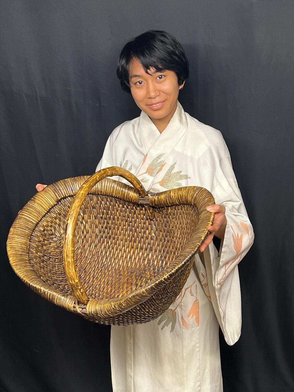 Antique Chinese c1900 Late Qing Hand Made Bamboo Rice Basket With Handle 22"L