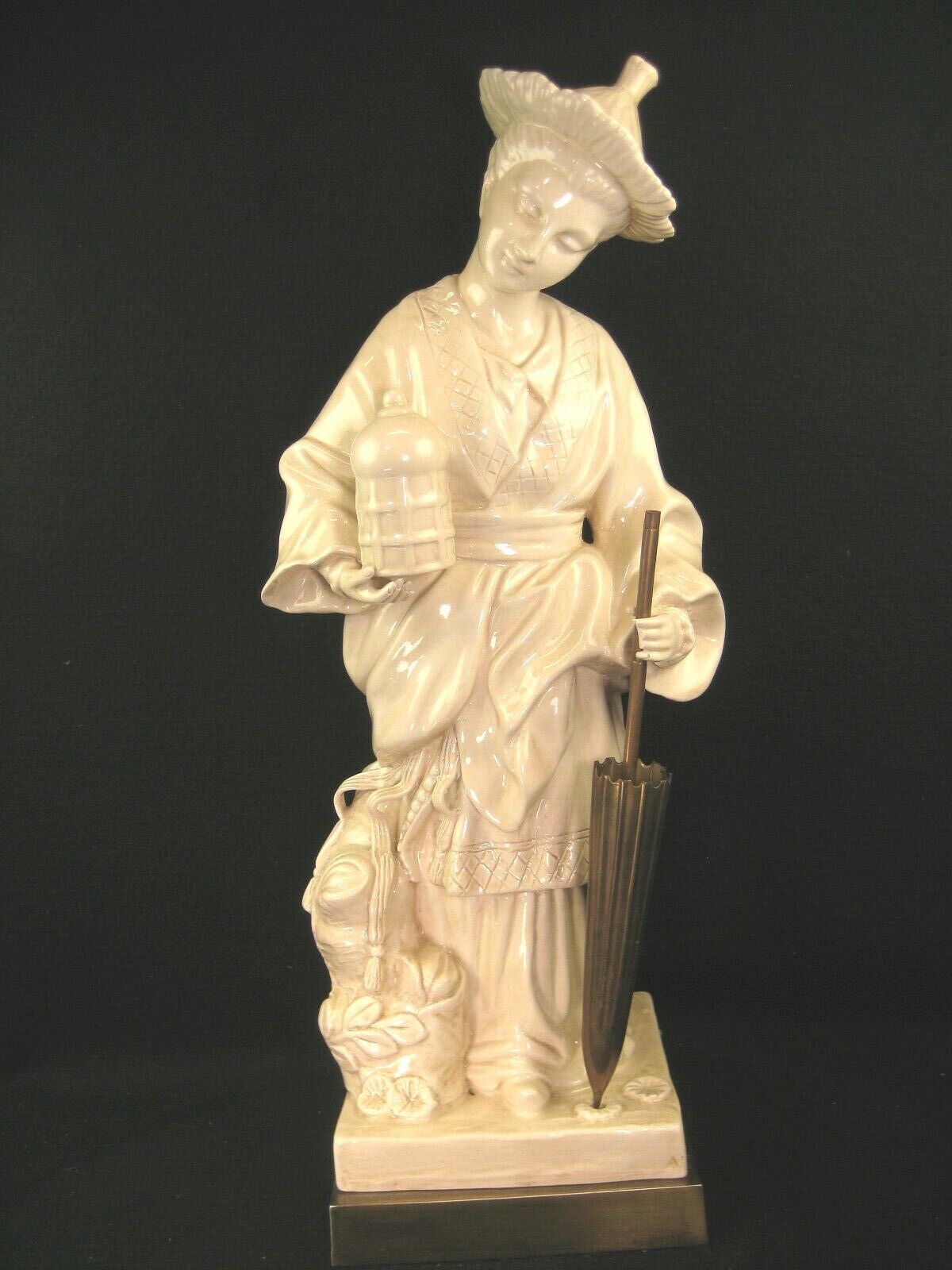 Vintage Chinese Statue (C.1960'S) Blanc De Chine Porcelain Woman W/ Umbrella