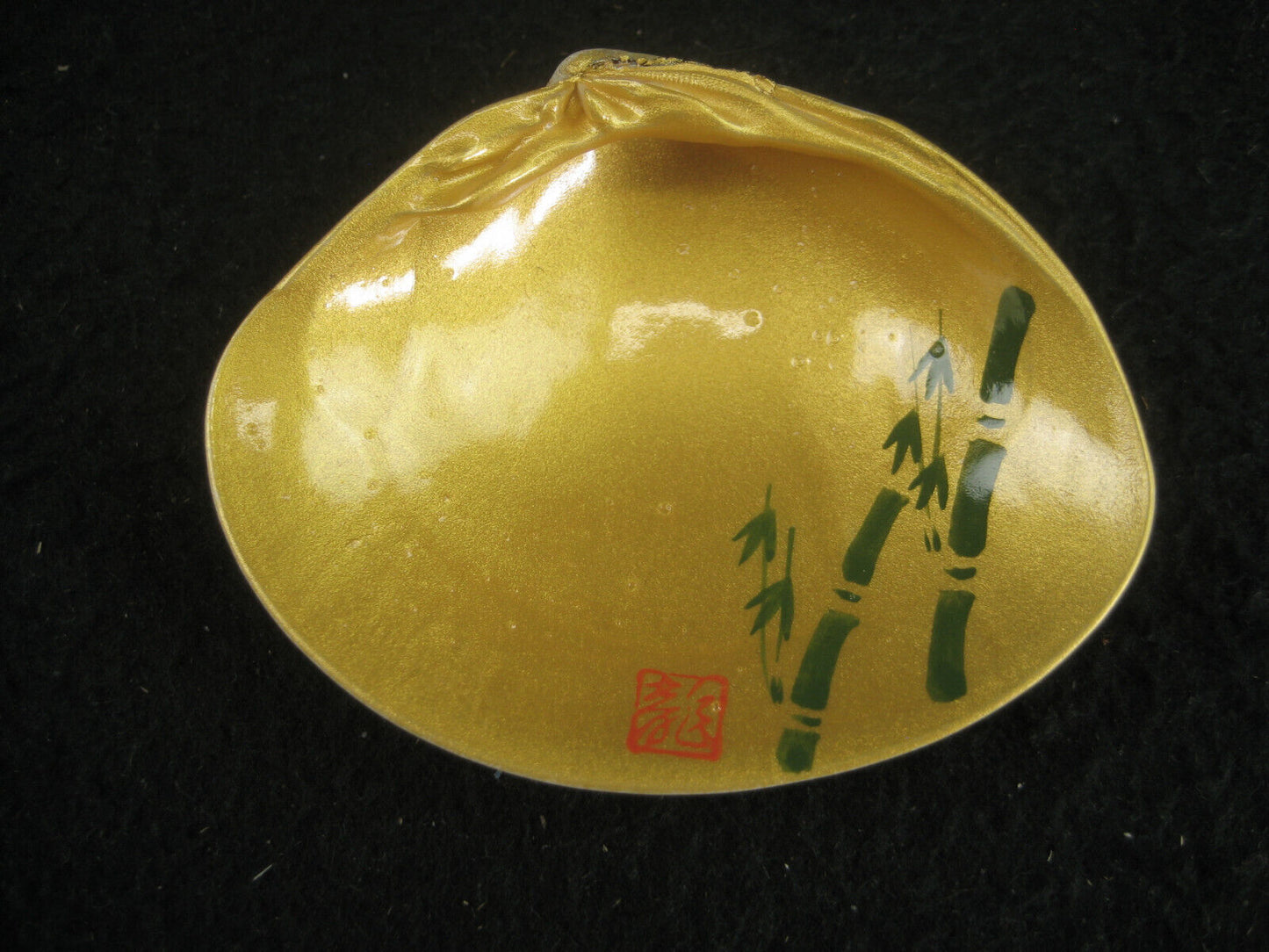 Japanese Kai-Awase Shell Game Set 5 Painted w/ Shochikubai Gold Clamshell