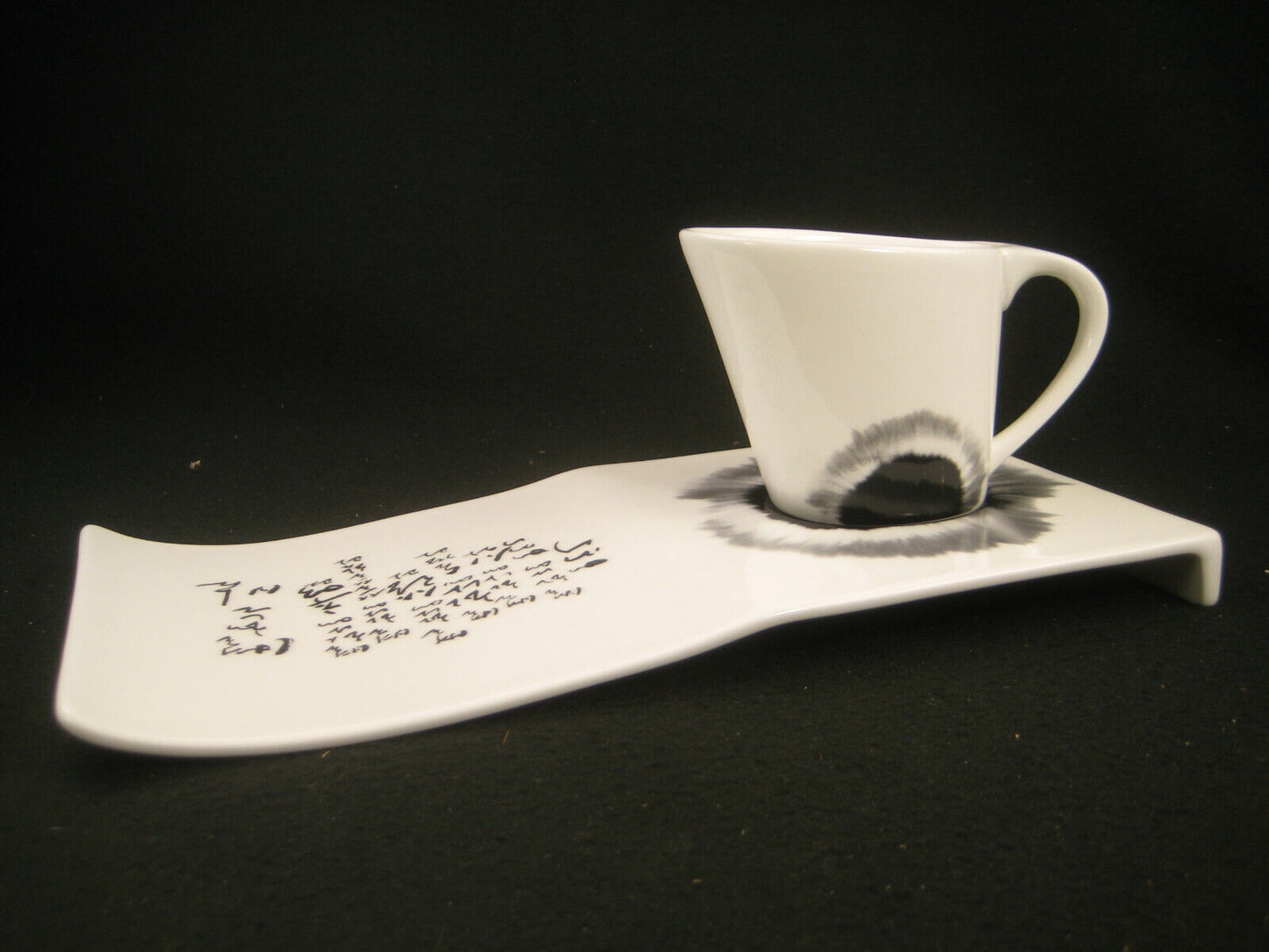 Li Sang Bong Paris Ceramic Porcelain Tea Cup & Saucer/Plate Set