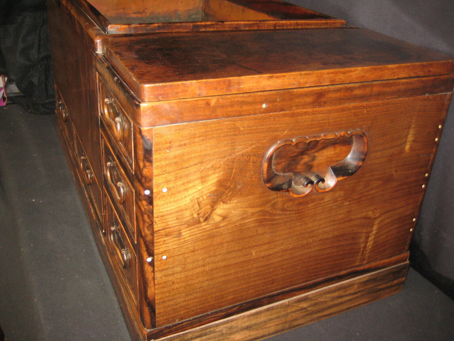 Antique Japanese C.1880 Meiji Era Naga-Hibachi Wooden Brazier 5 Drawer Tansu