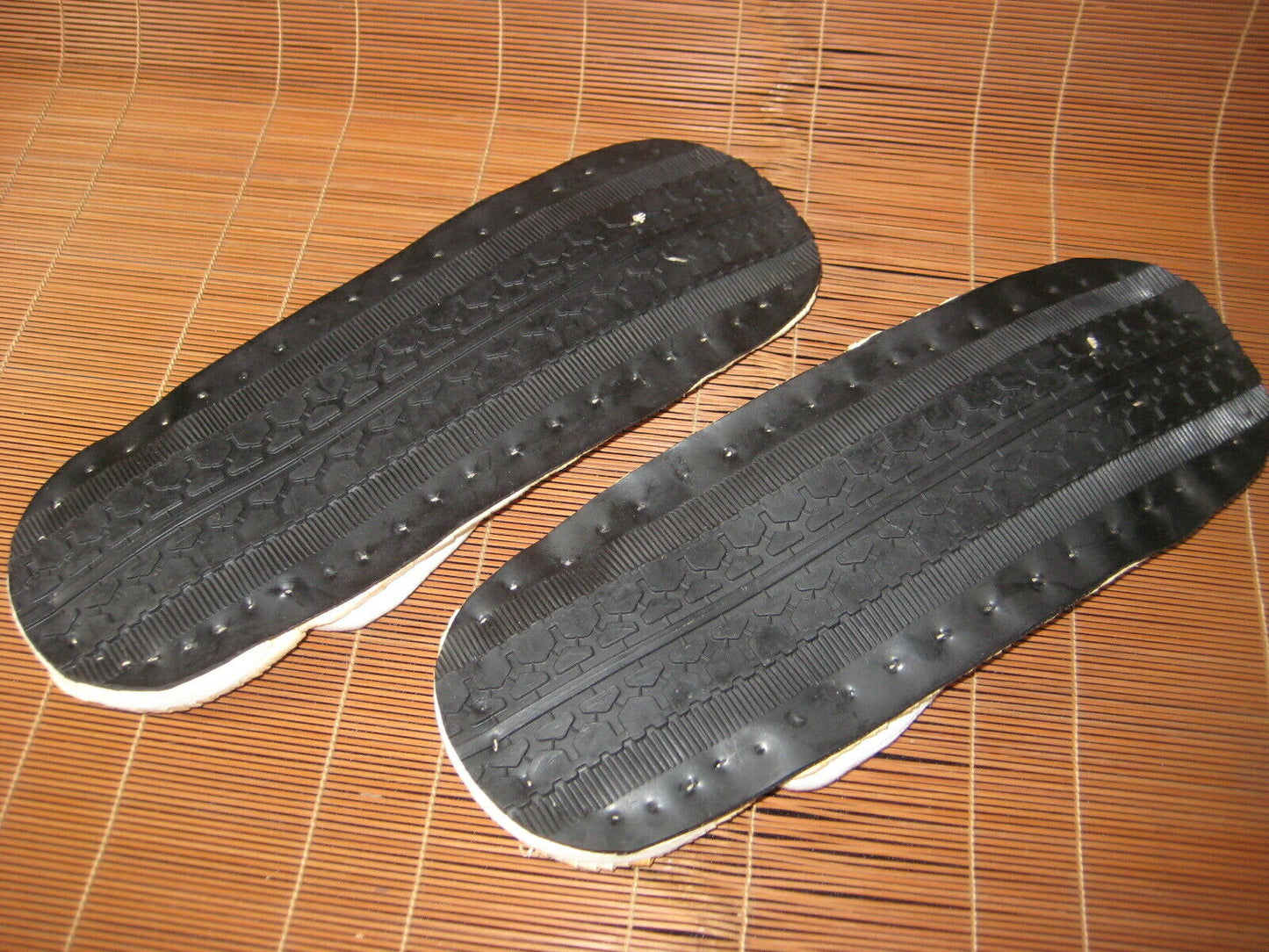 Sandles