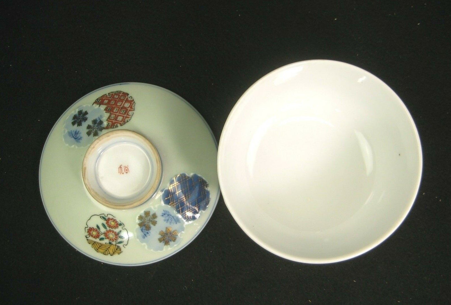 Antique Japanese Meiji Era Kutani Imari Ceramic Chawan Lidded Bowl