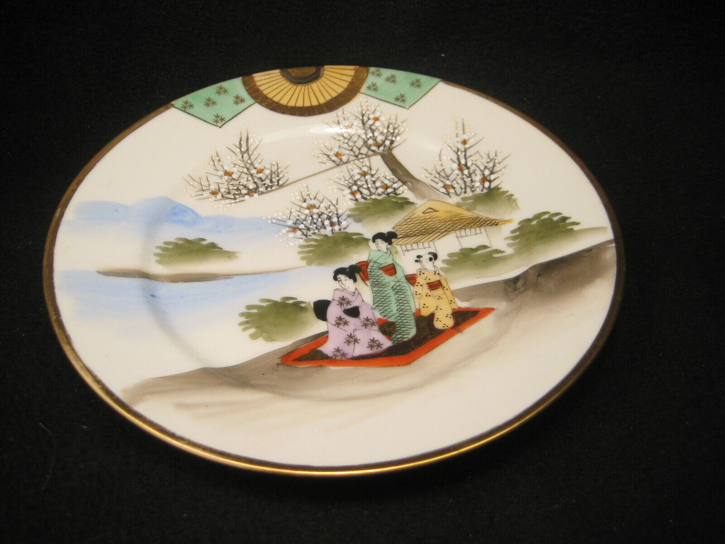 Antique Japanese Meiji Era c.1930 Small Signed Ceramic Plate Dish Geisha Scenic 7"