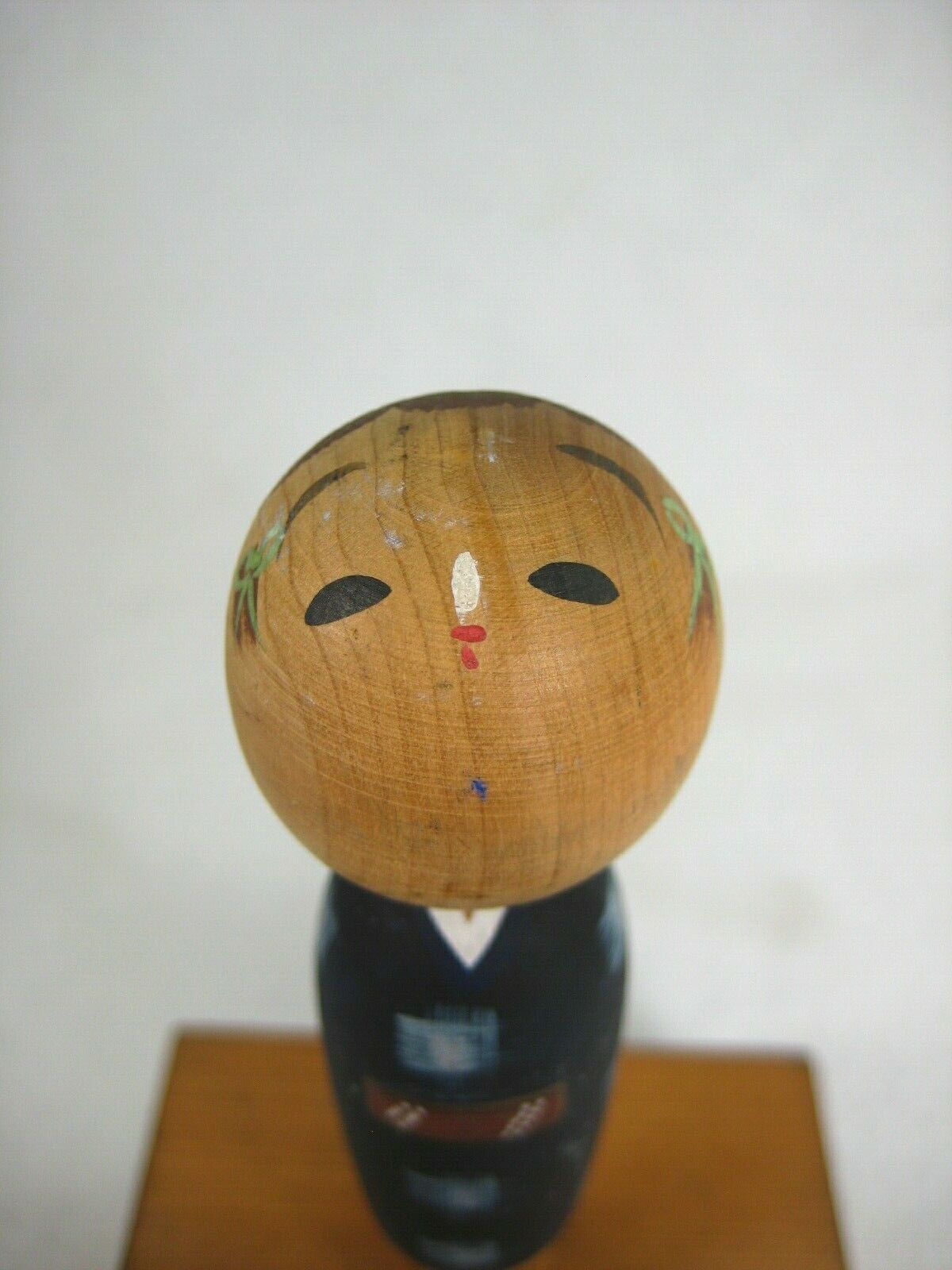 Vintage Japanese Showa Era (C.1940) Wooden Kokeshi Doll Blue Ikat Kimono 4 1/2"