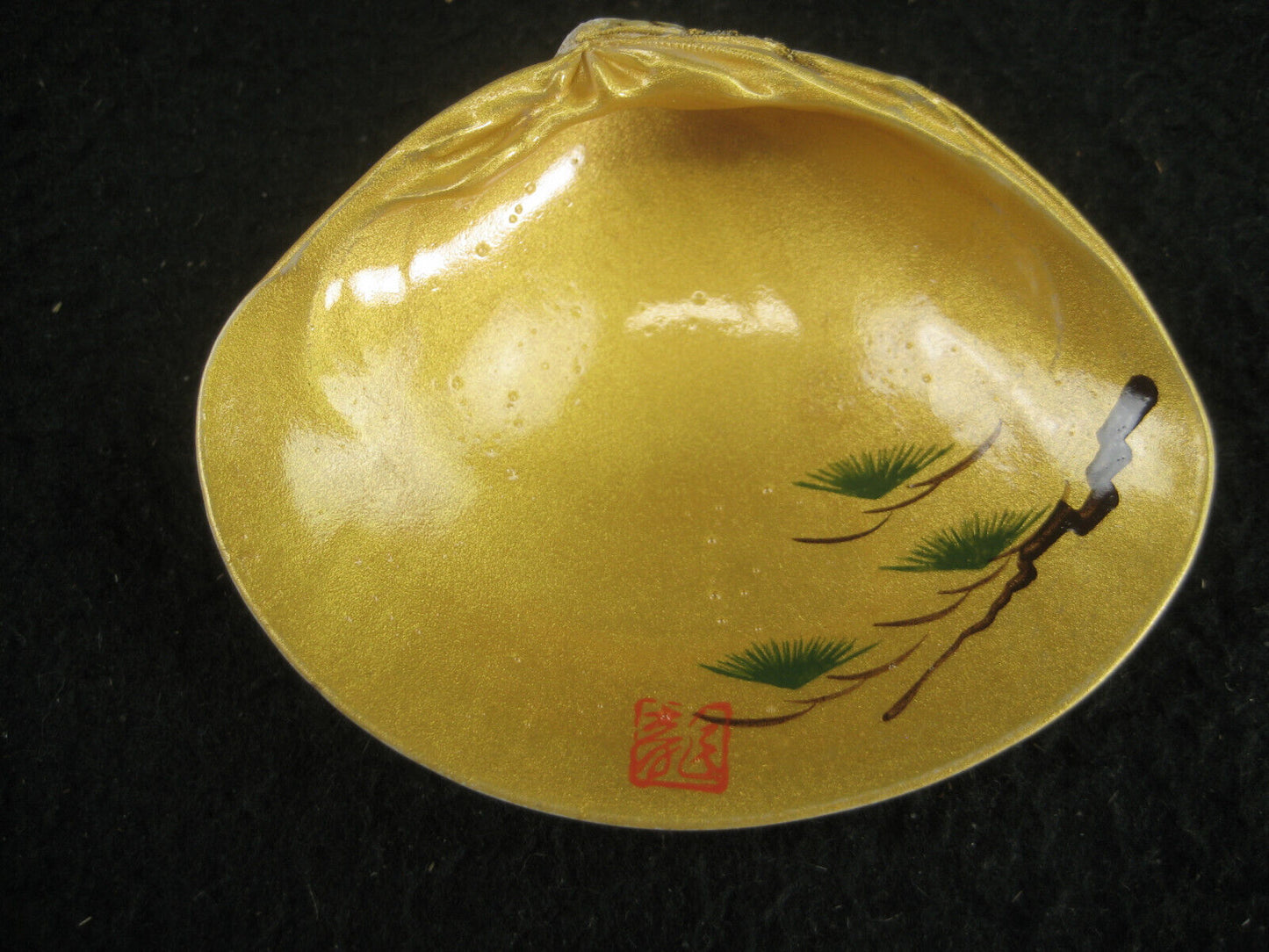 Japanese Kai-Awase Shell Game Set 5 Painted w/ Shochikubai Gold Clamshell