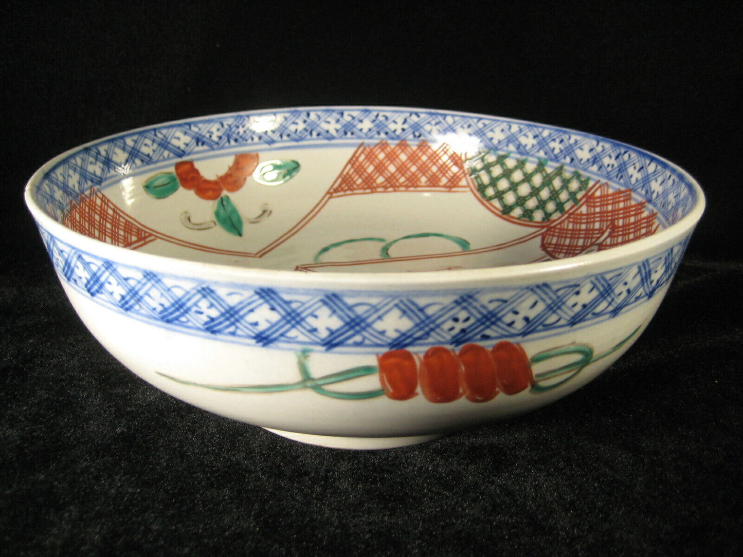 Antique Japanese Meiji Era C.1890 Hand Painted Imari Bowl 9.5" W/ Hairline Crack