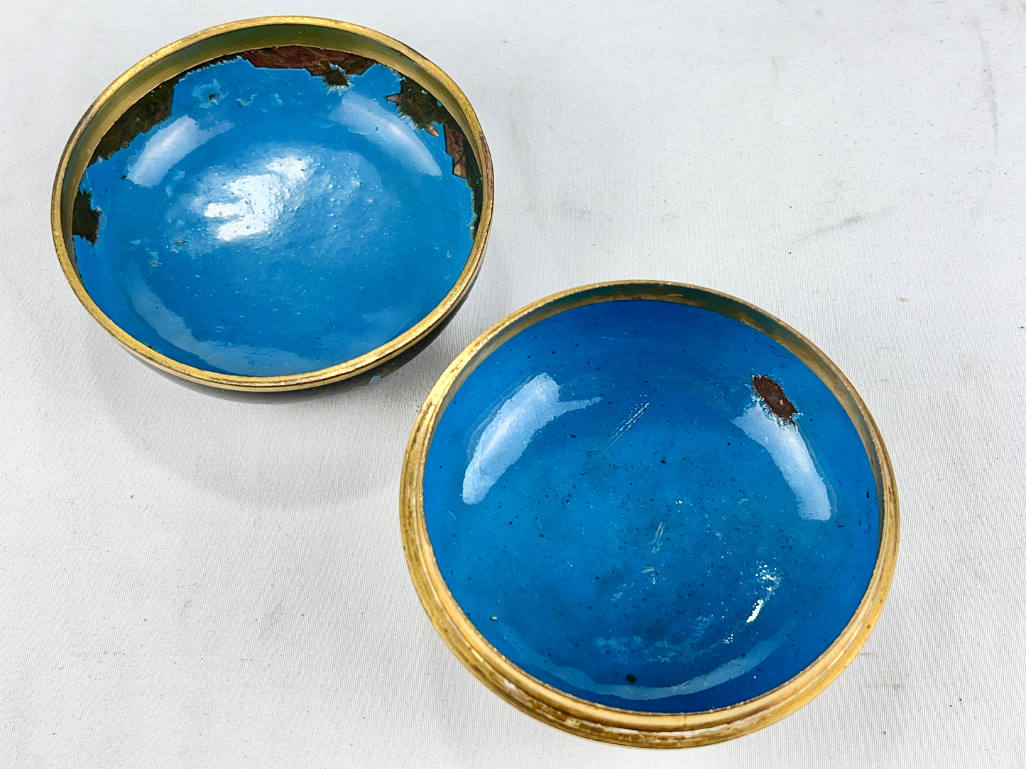 Antique Japanese Meiji Era (late 1800's) Cloisonné Yellow Dragon Jar / Box 3.5”