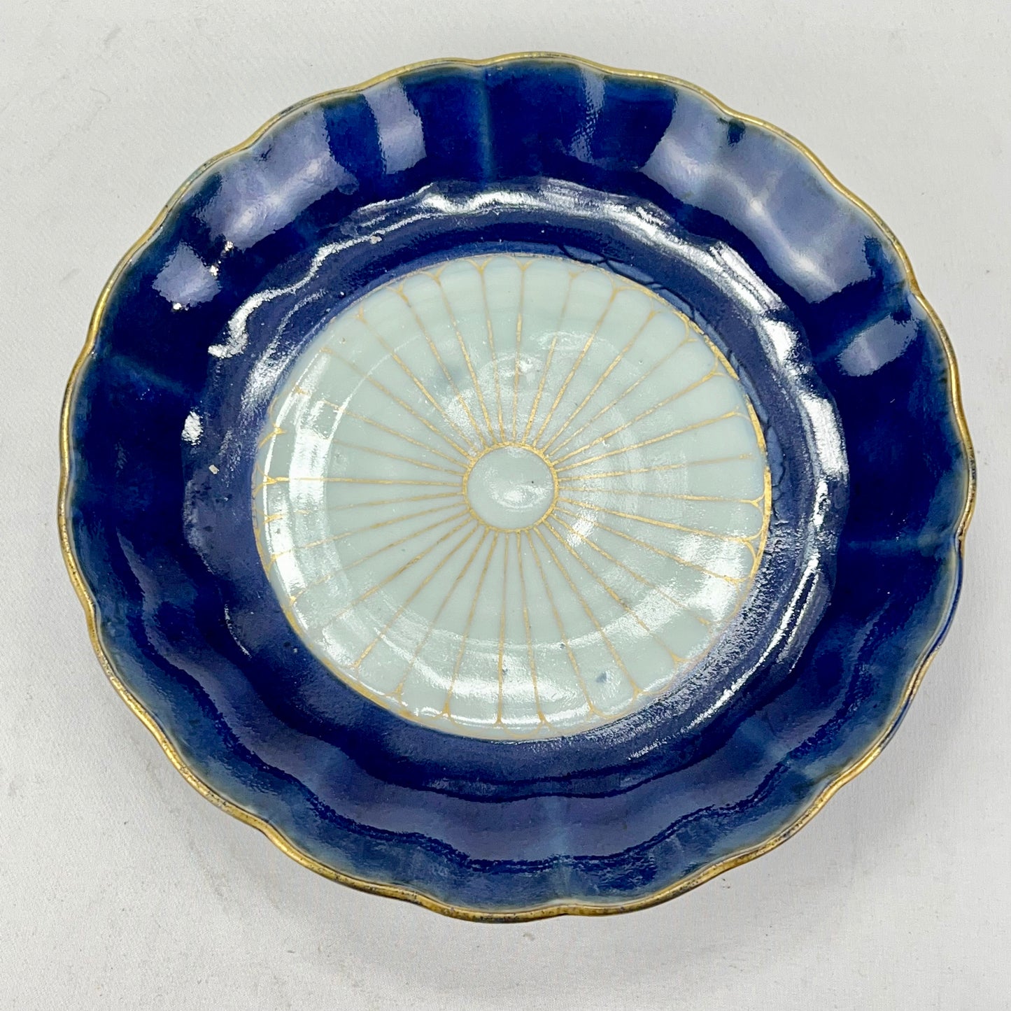 Antique Japanese Taisho Era c1920's Imari Ceramic Plate Chrysanthemum 9"