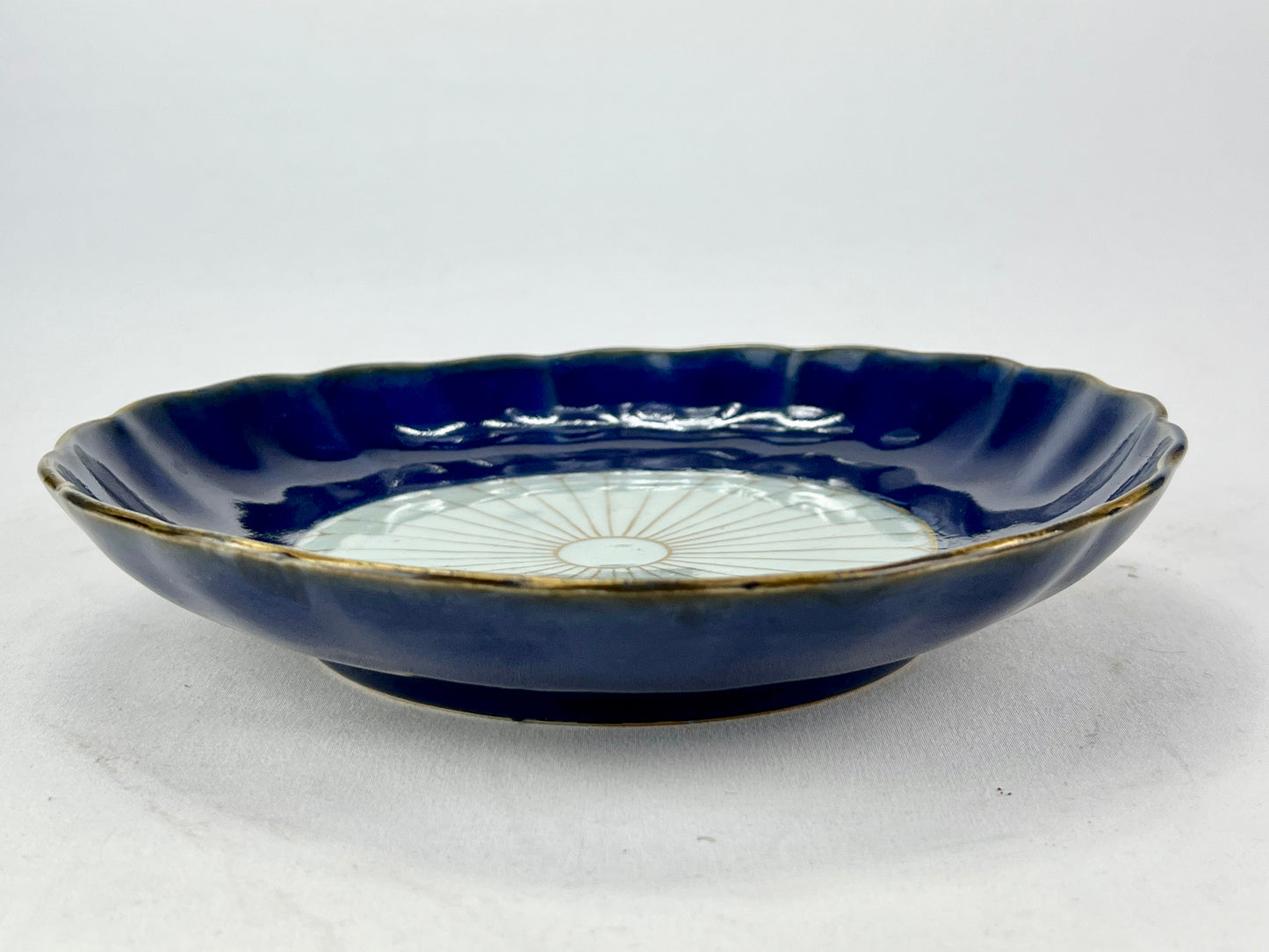 Antique Japanese Taisho Era c1920's Imari Ceramic Plate Chrysanthemum 9"