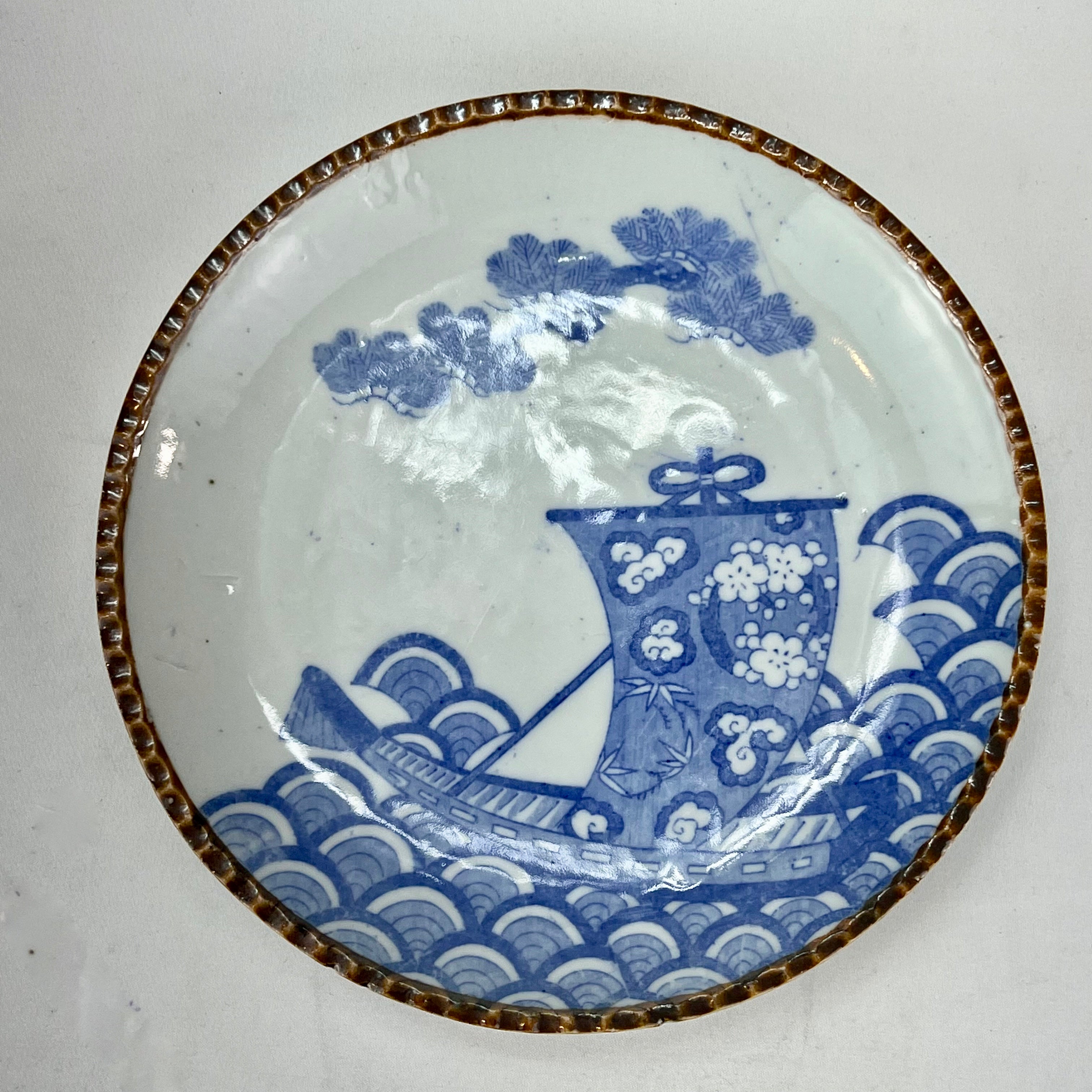 Antique Japanese c1900 Meiji Era Ceramic Imari Plate Ship & Pine 8.5