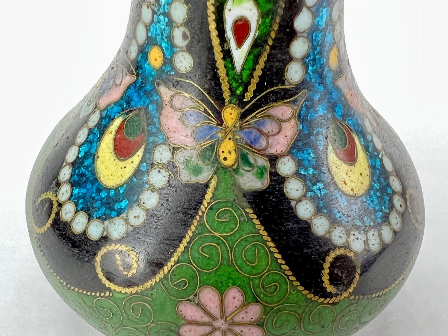 Antique Japanese Meiji Era (late 1800's) Cloisonné Vase Green w/ Butterflies 3.5”