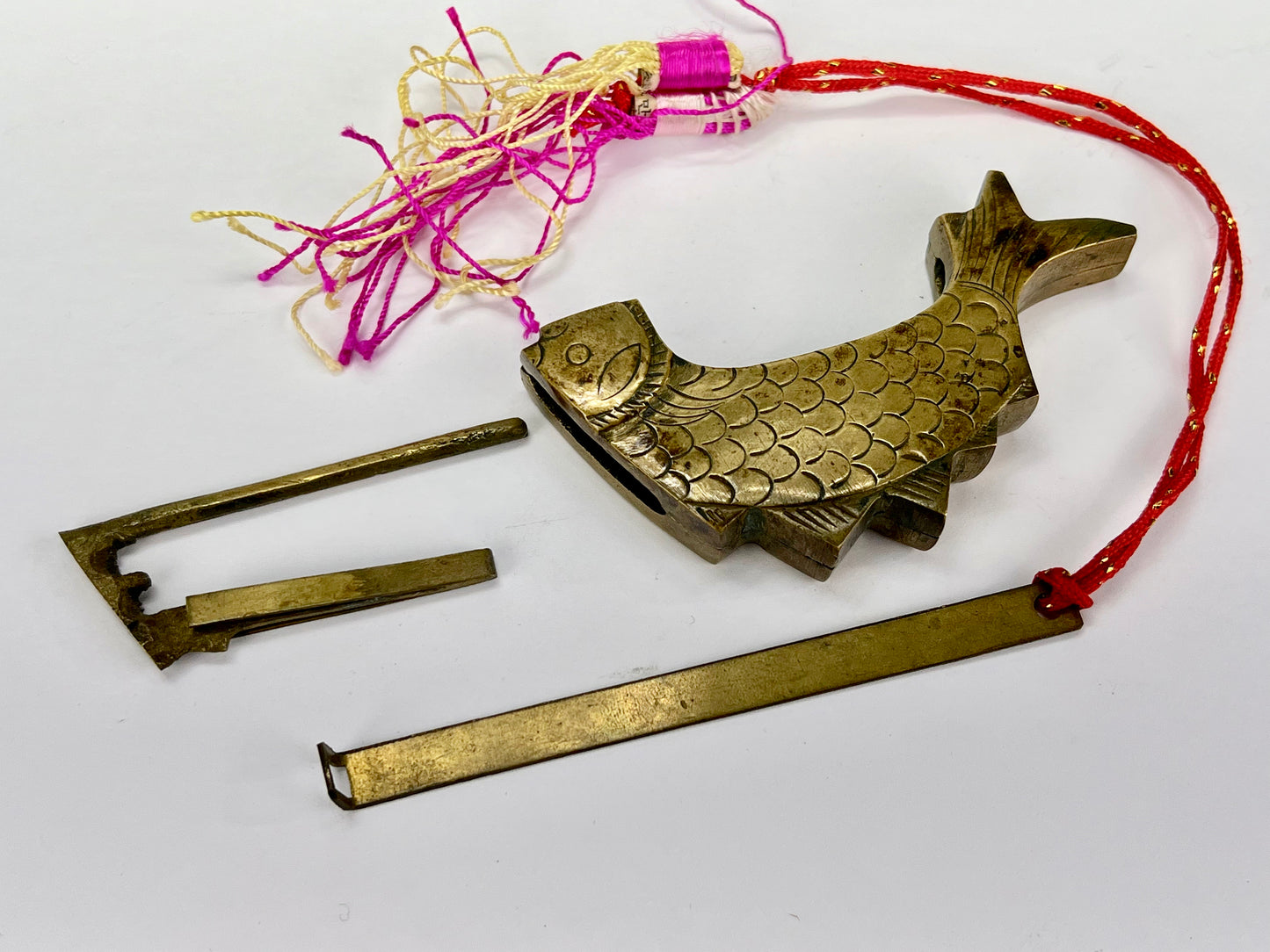 Vintage Chinese Koi Fish Cabinet or Chest Lock & Key Brass 3.5"