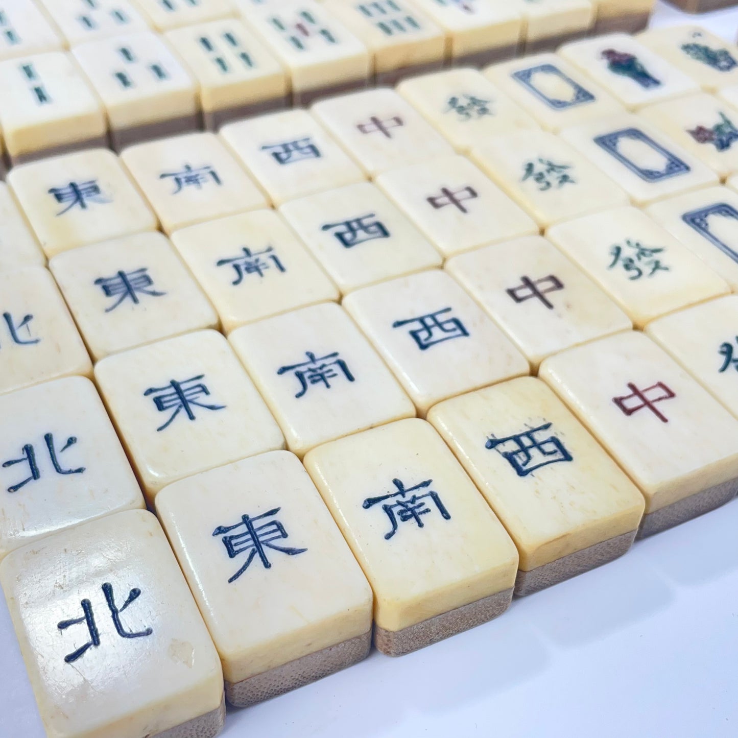 Antique Complete Chinese Mahjong in two Teared Leather Box