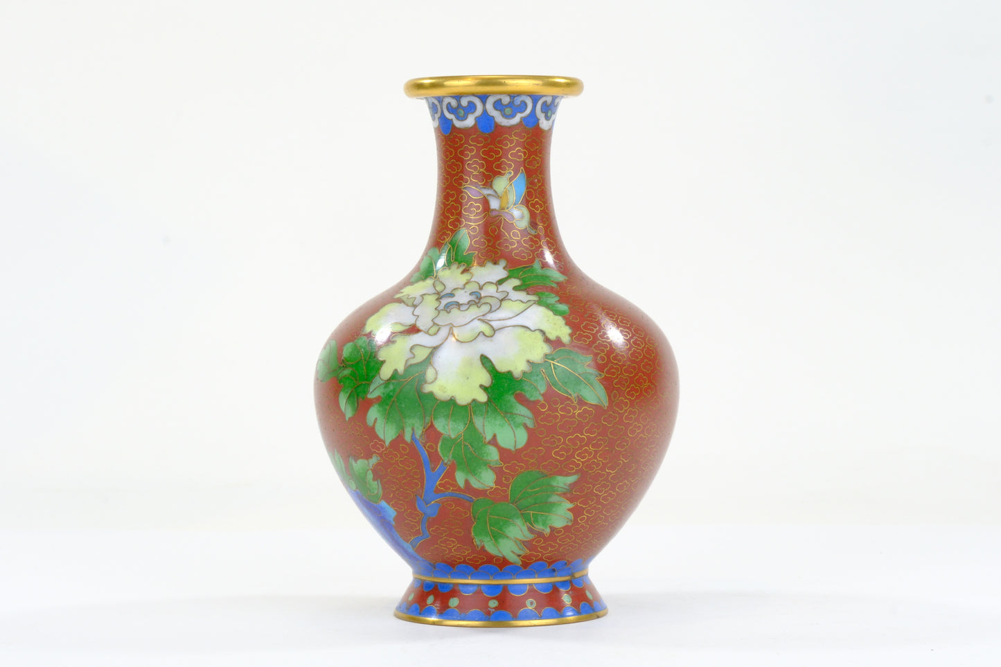 Chinese Cloisonne Enamel Vase Red Rust Ground White Peony Scholar Rock Blue Foot 6"H