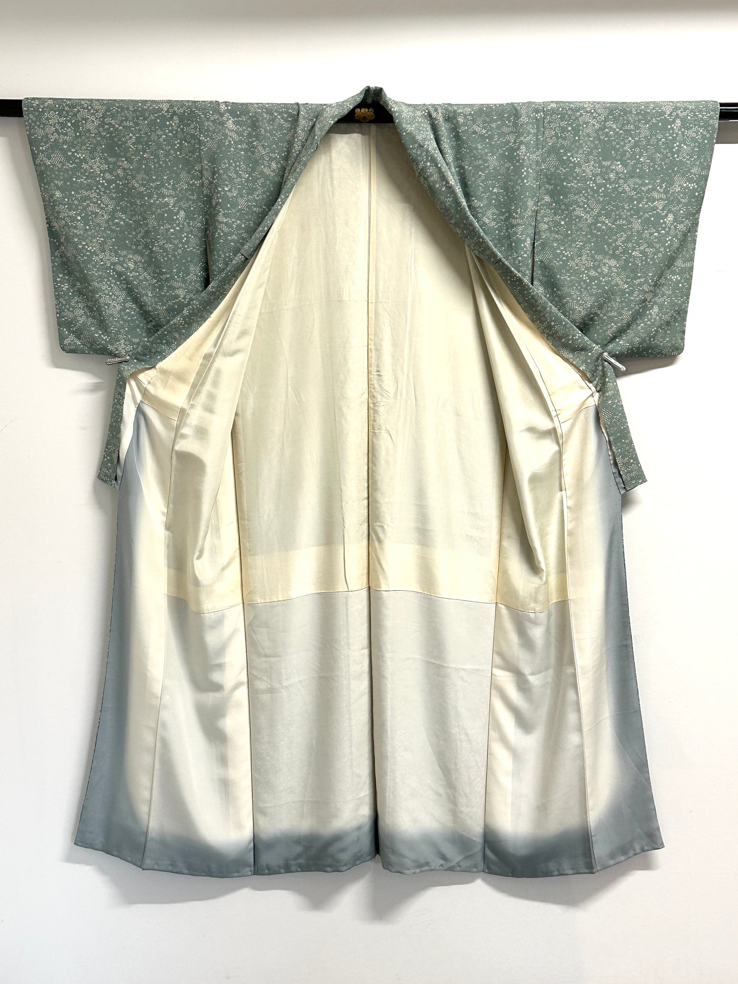 Vintage Japanese Silk Kimono Scattered White Botanical Chirashi Celadon Showa