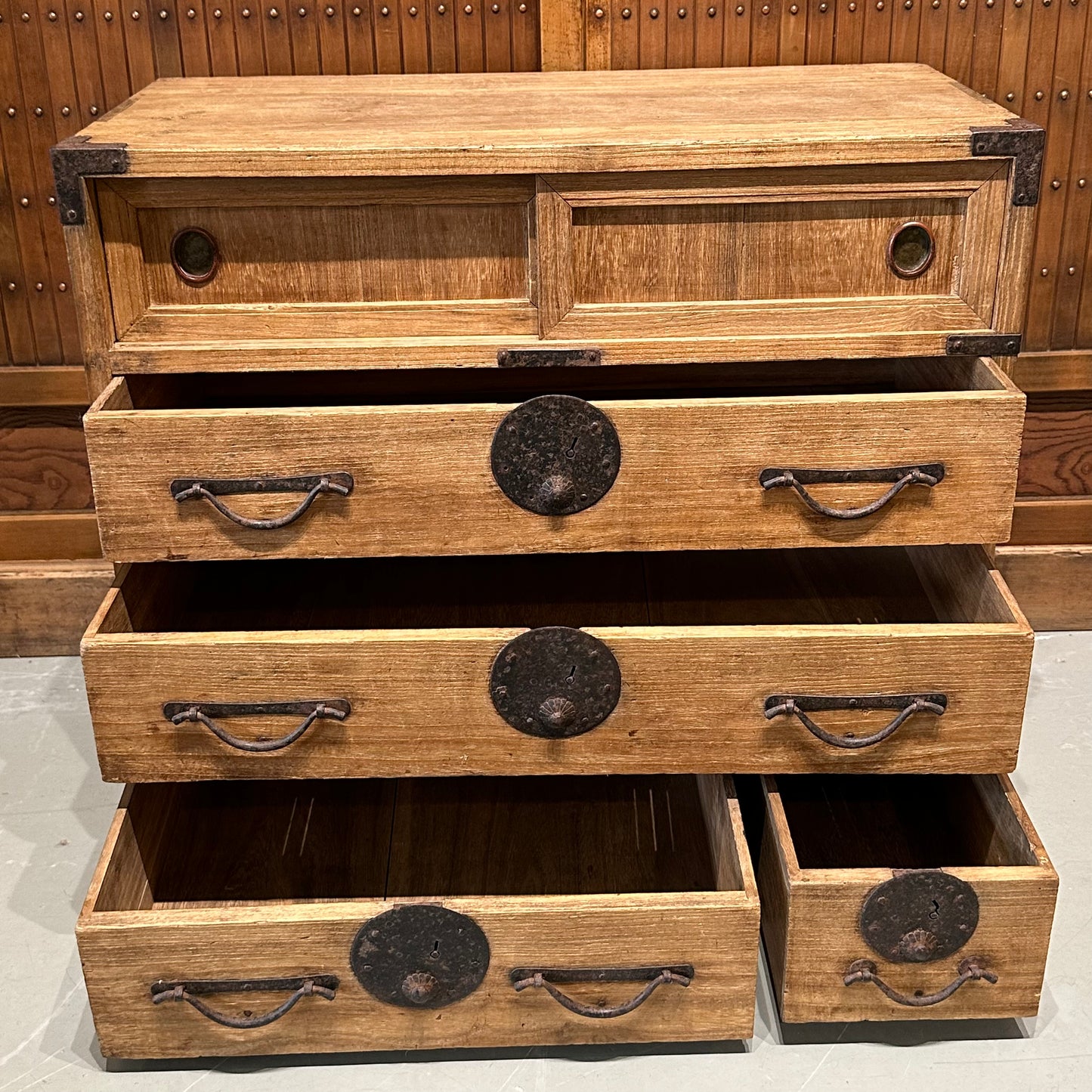 Antique Japanese Meiji Era (c1890’s) Kiri Kodansu Personal Tansu 4 Drawer 25"W