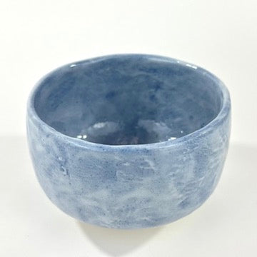 Japanese Chawan Matcha Tea Bowl Pale Blue Grey Mottled Glaze White Stoneware NEW 5"