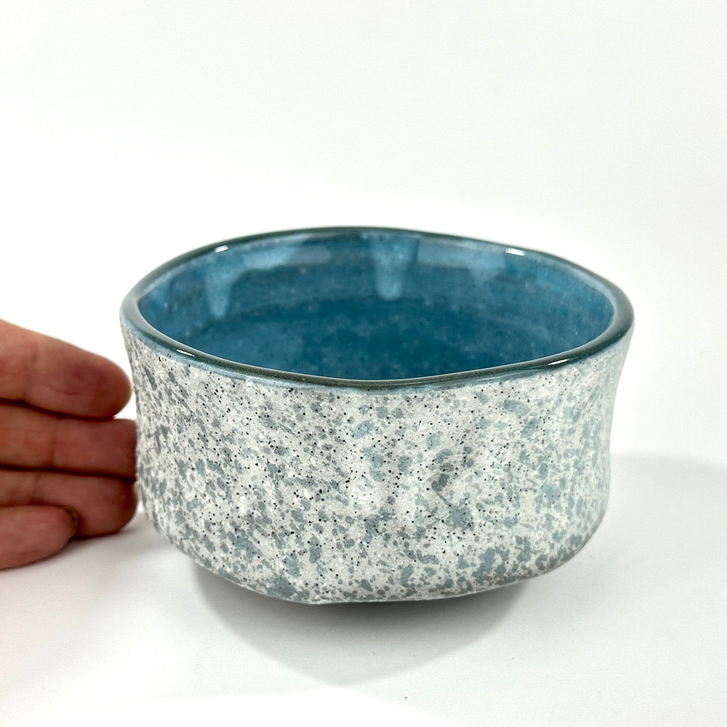 Japanese Chawan Matcha Tea Bowl Grey Speckle Exterior Blue Interior Two Tone Glaze NEW 5"
