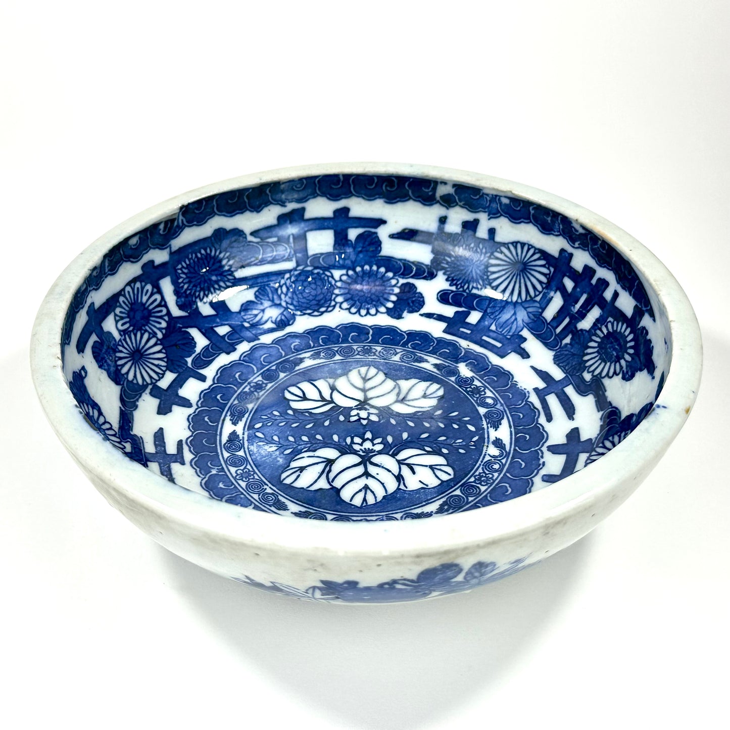 Antique Japanese Imari Sometsuke Blue White Porcelain Bowl Kiku Chrysanthemum 19th 7.5"W
