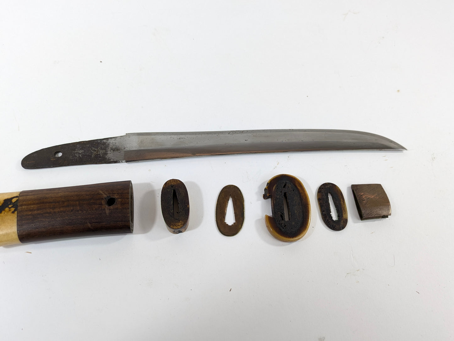 Japanese Samurai Tanto Short Sword Signed "Tomoyuki" c15th-18th Century LS#008