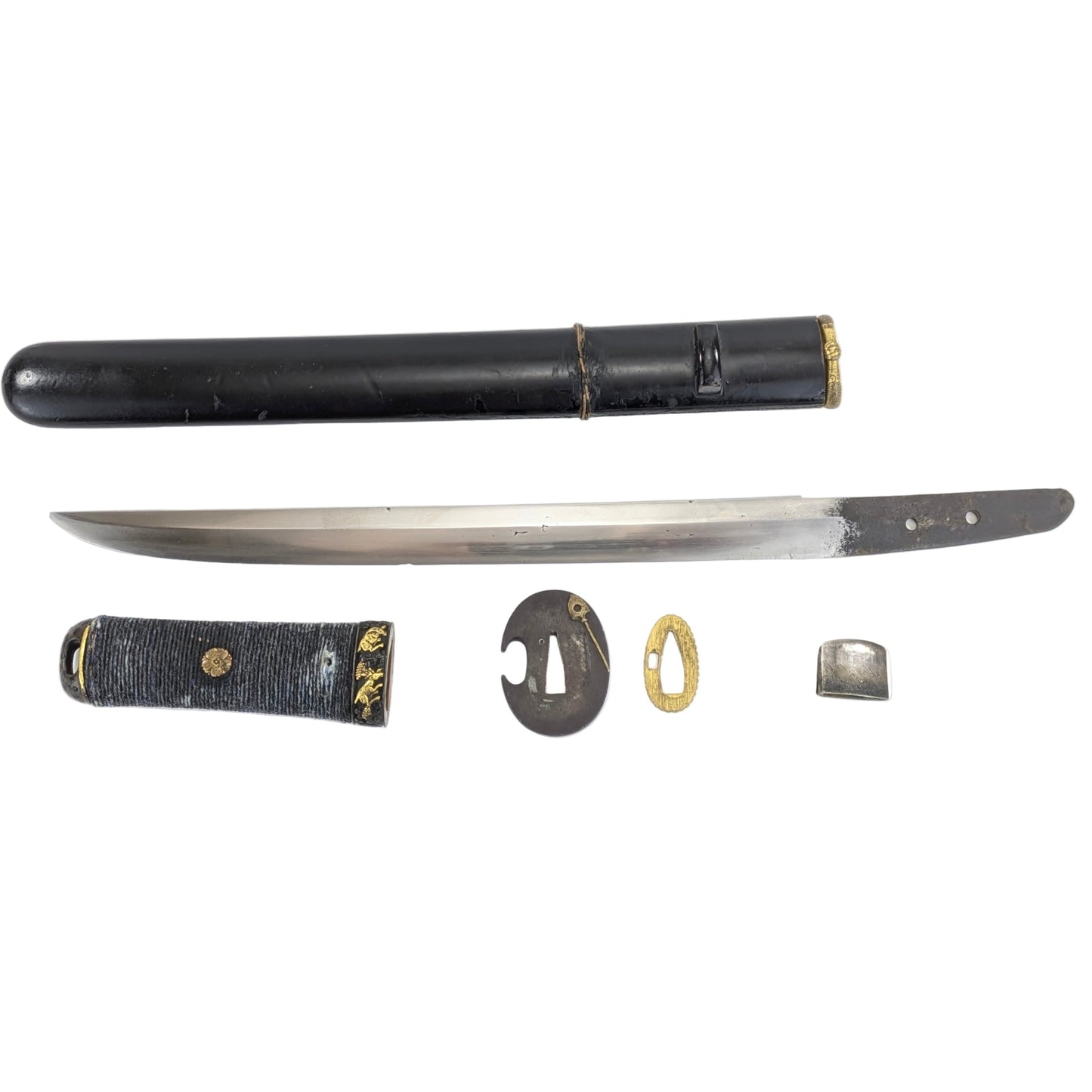 Antique Japanese Tanto – Edo Period – Deer and Pine Fittings, Arrowhead Tsuba, Black Lacquer Saya LS122