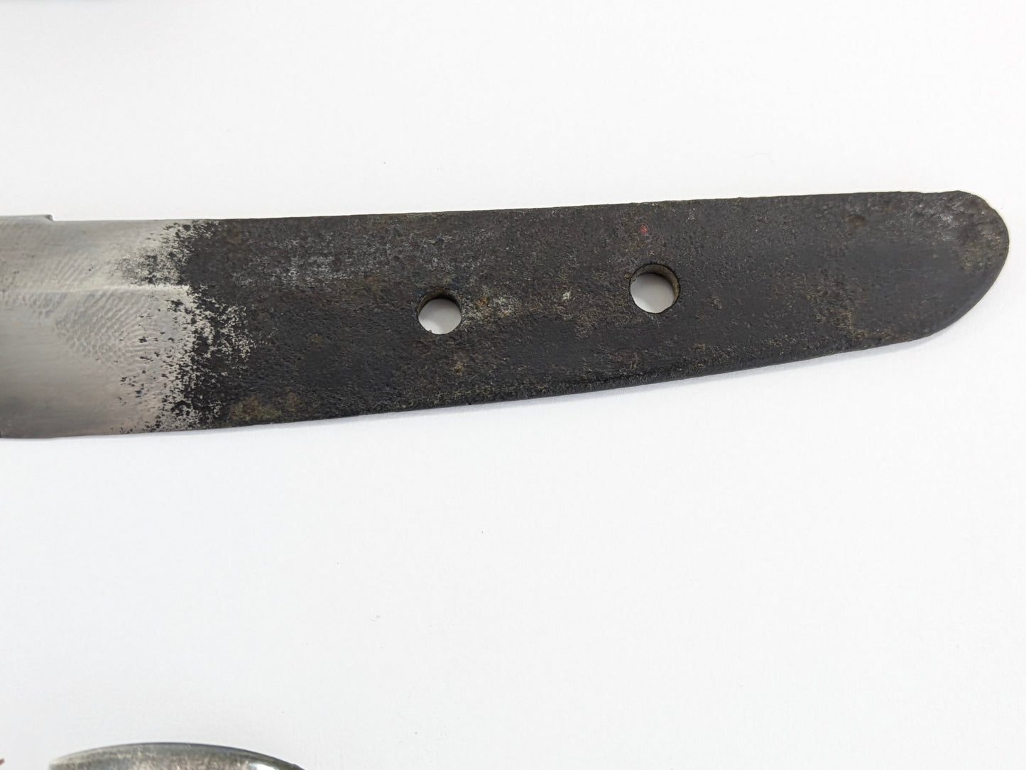 Antique Japanese Tanto – Edo Period – Deer and Pine Fittings, Arrowhead Tsuba, Black Lacquer Saya LS122