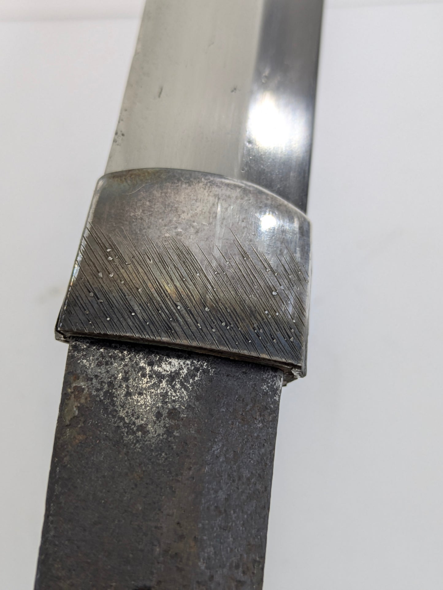 Antique Japanese Tanto – Edo Period – Deer and Pine Fittings, Arrowhead Tsuba, Black Lacquer Saya LS122