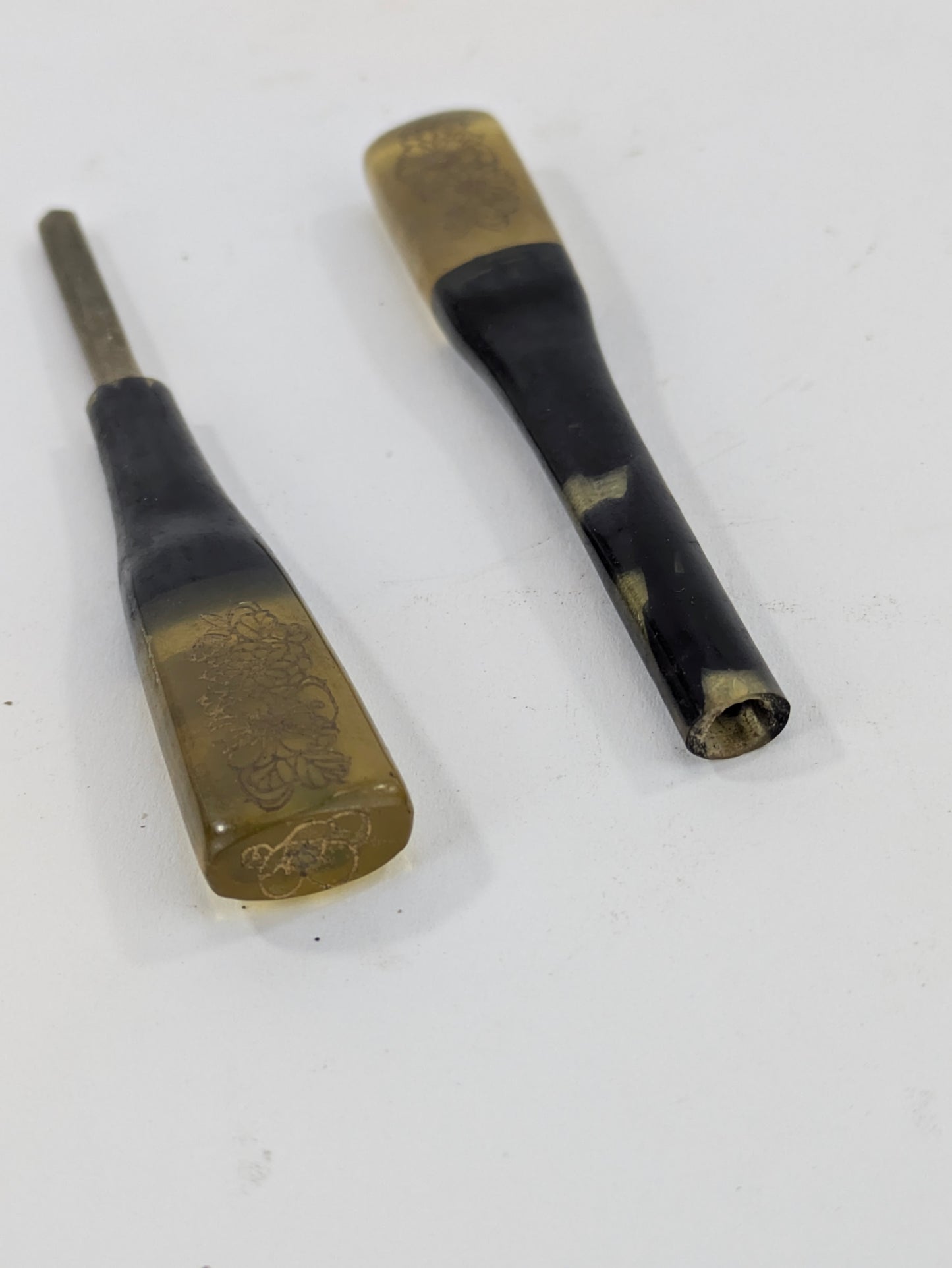 Antique Japanese Kogai Hairpin Bamboo Maki-e Chrysanthemum, c.1880