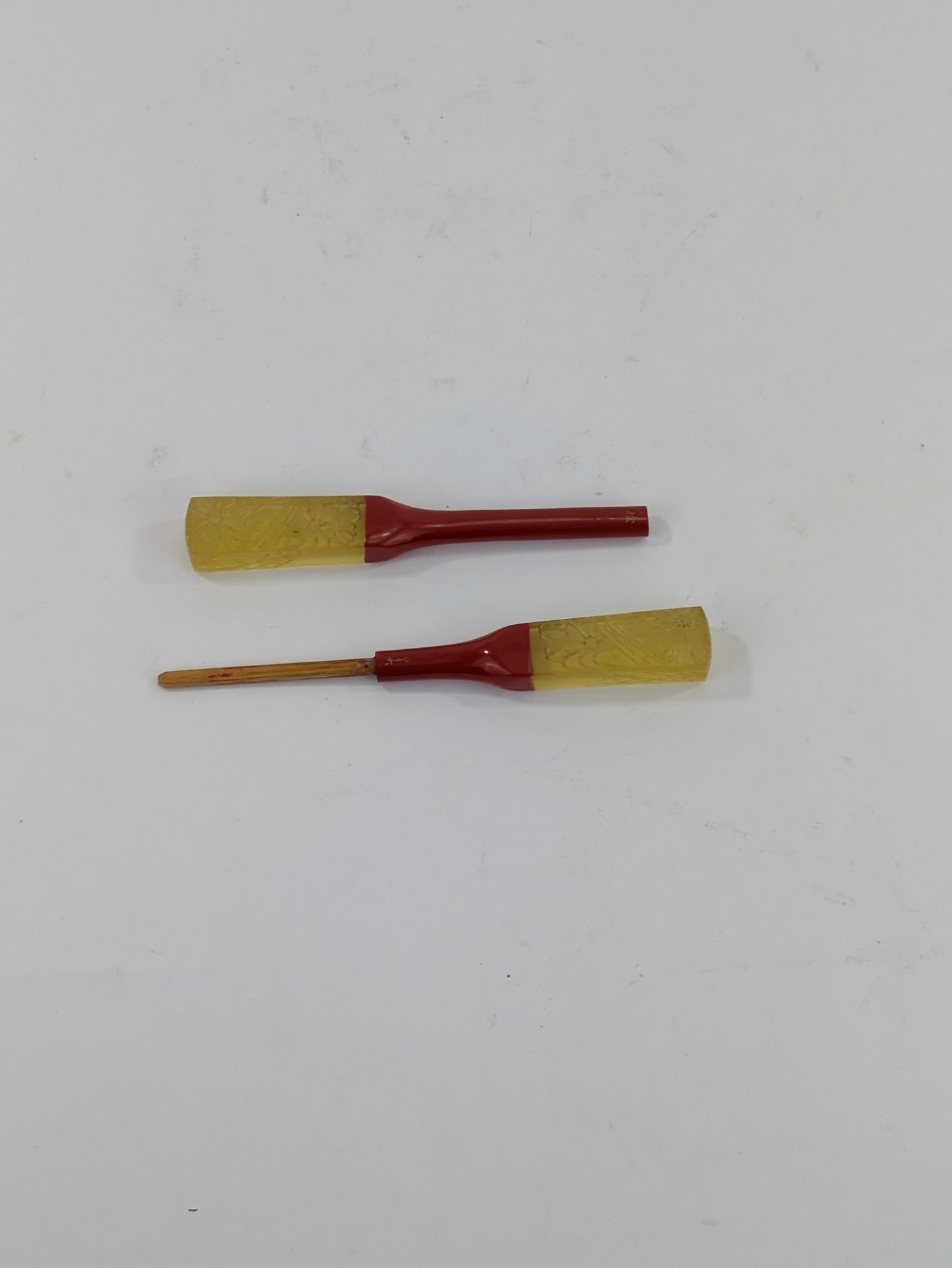 Antique Japanese Kogai Hair Ornament – Red Lacquer with Etched Chrysanthemum on Amber Celluloid – Signed – 8¼"