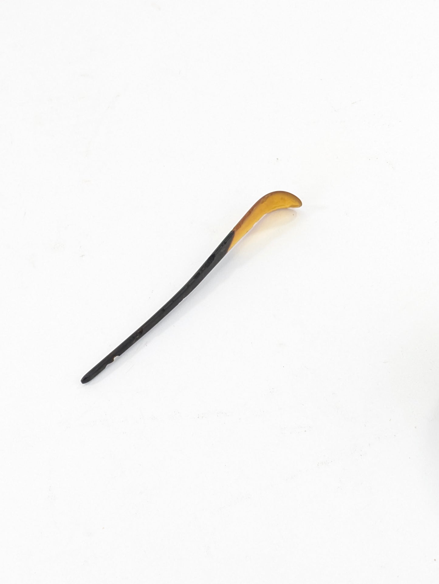 Vintage Japanese Kanzashi Hairpin Two-Tone Amber and Ebony Resin 4½"