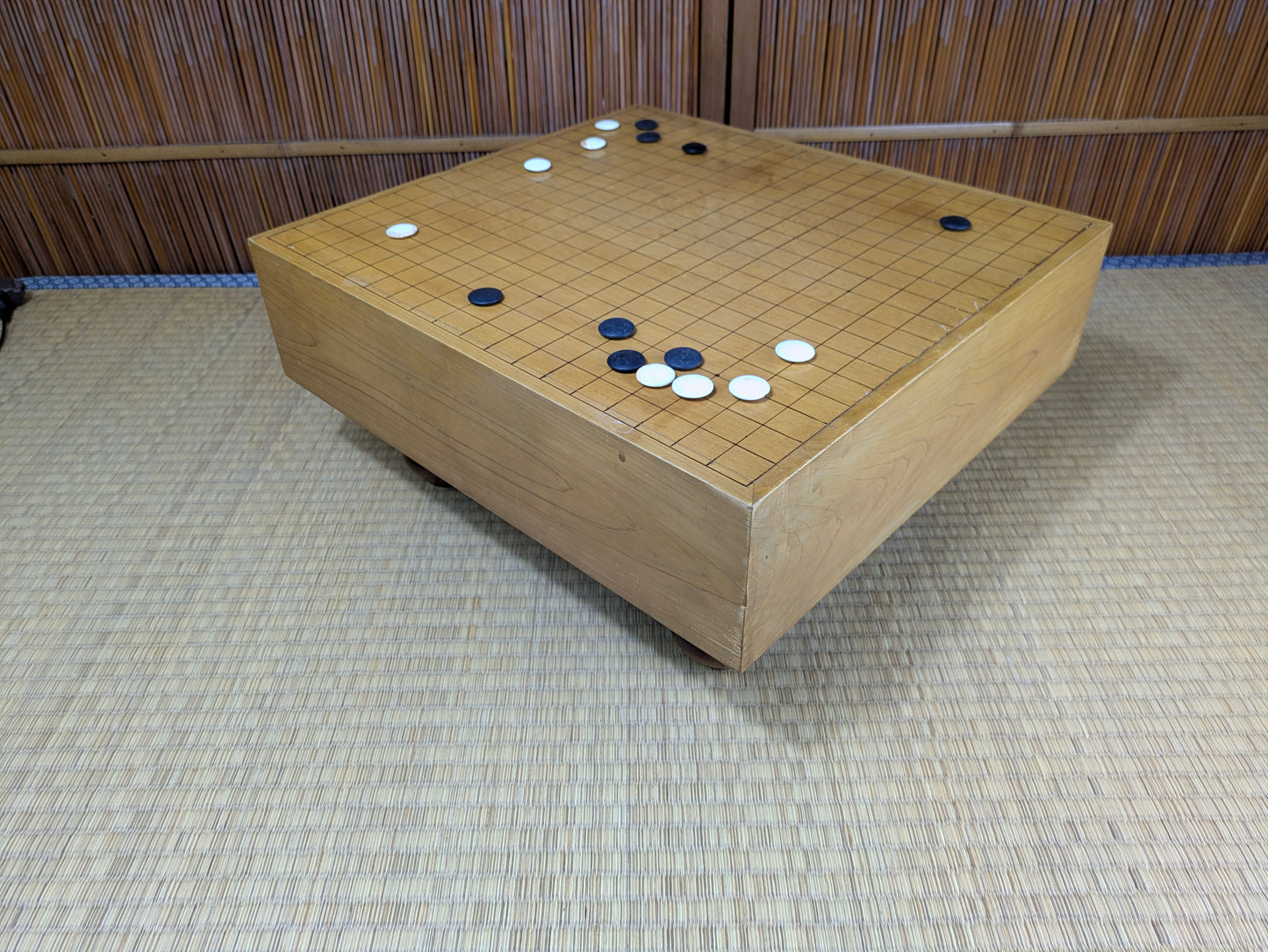 Vintage Japanese Kaya-Clad (11.5cm) Floor Go Board – 4-Sun Class, Late Showa–Early Heisei Era  I9