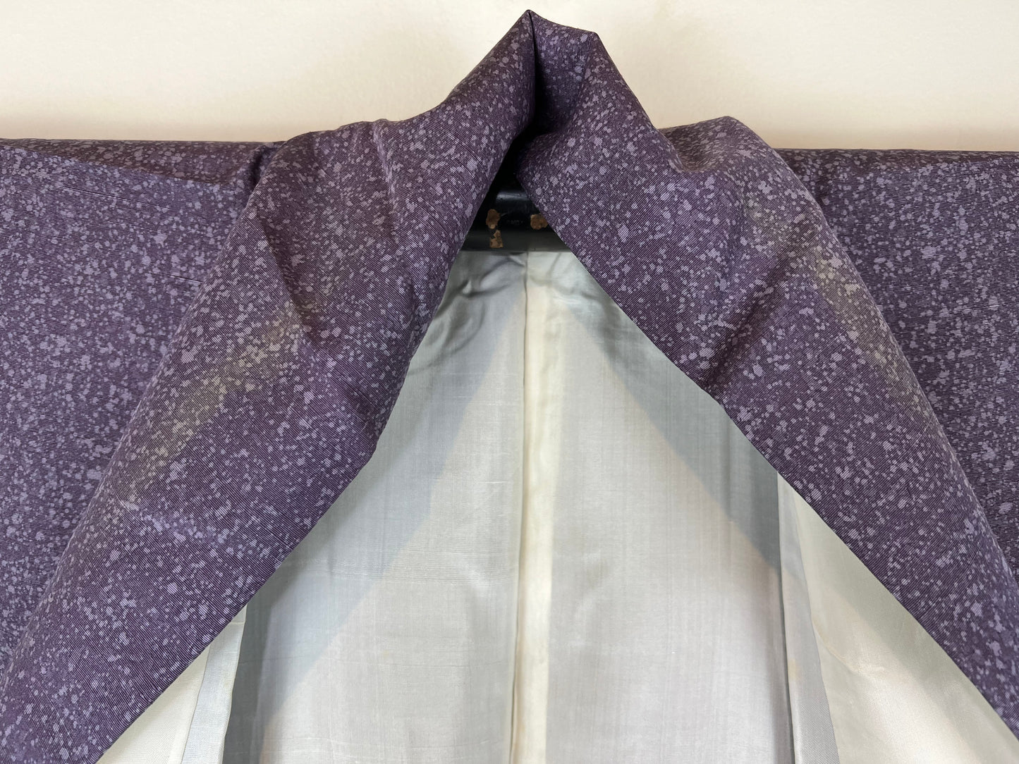 Vintage Japanese Silk Kimono Lilac Purple Speckled Pattern 58"L