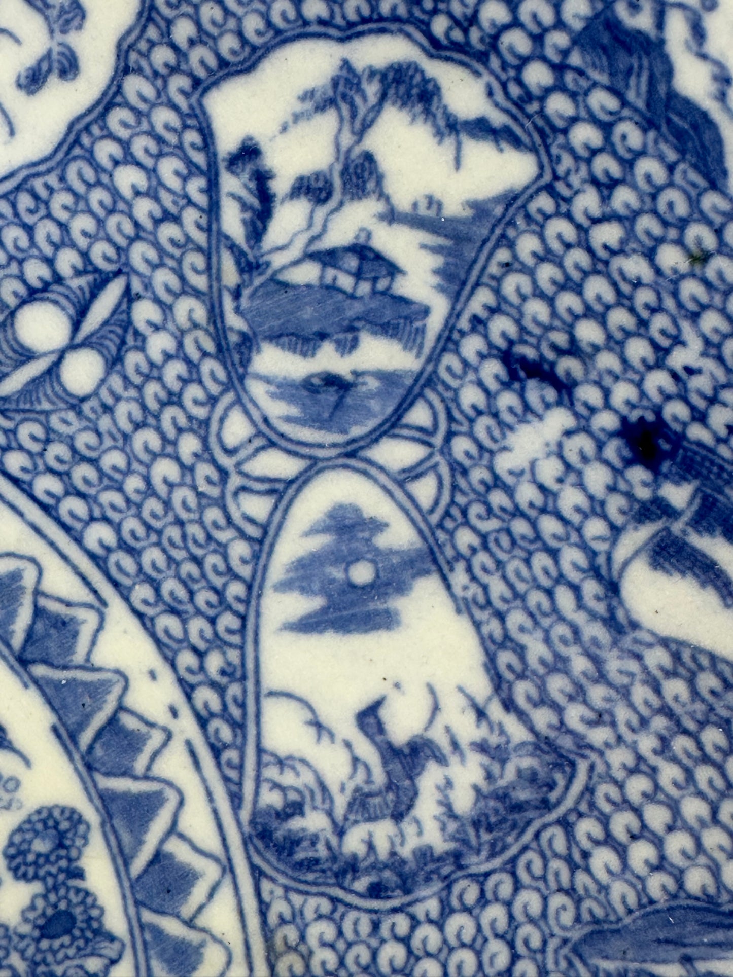 Antique Japanese 19th Century Imari Ceramic Plate Blue & White Flora & Fauna 10.5"