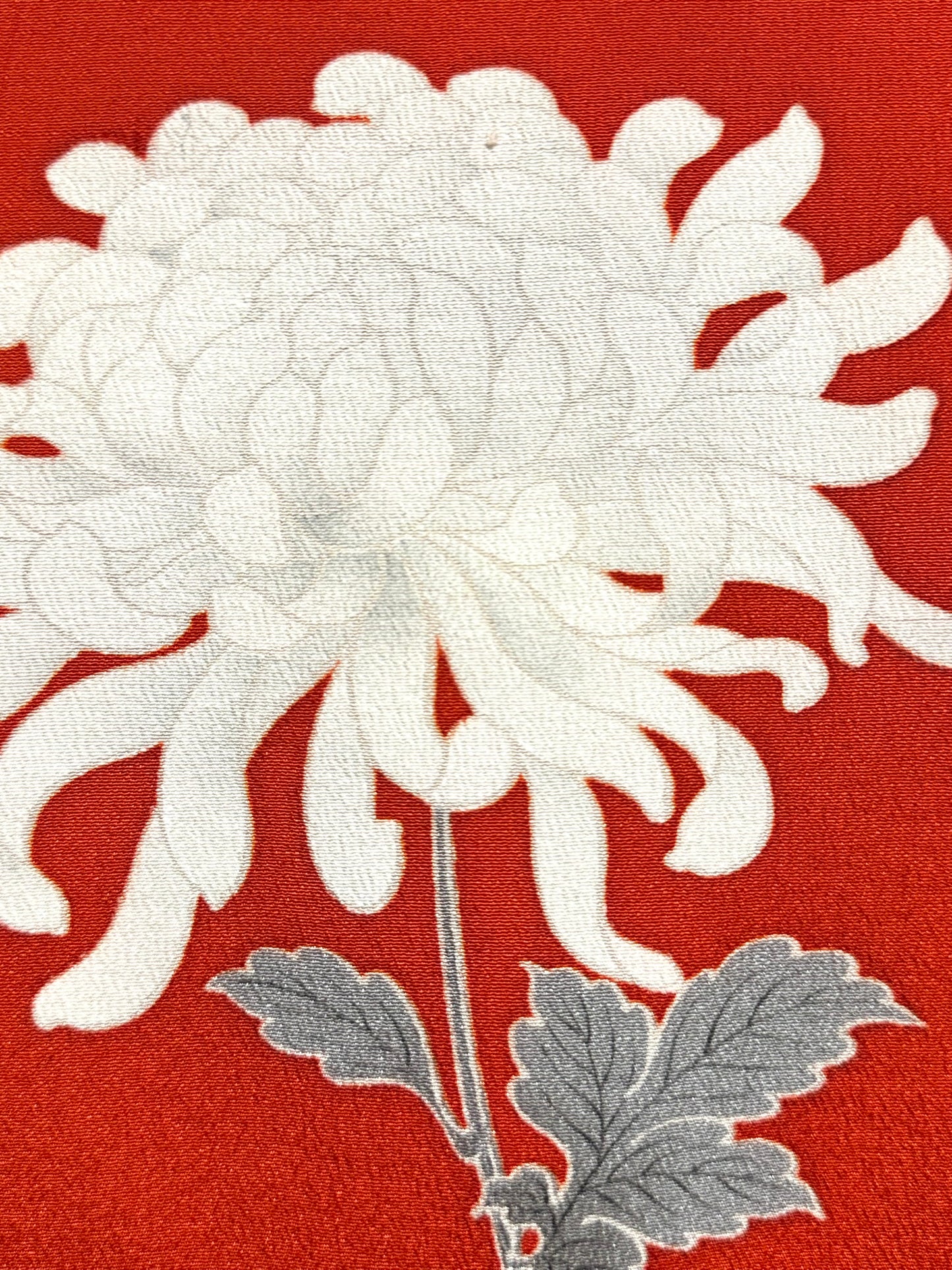Vintage Japanese Silk Yuzen Kimono White Kiku Chrysanthemum Vermillion Showa
