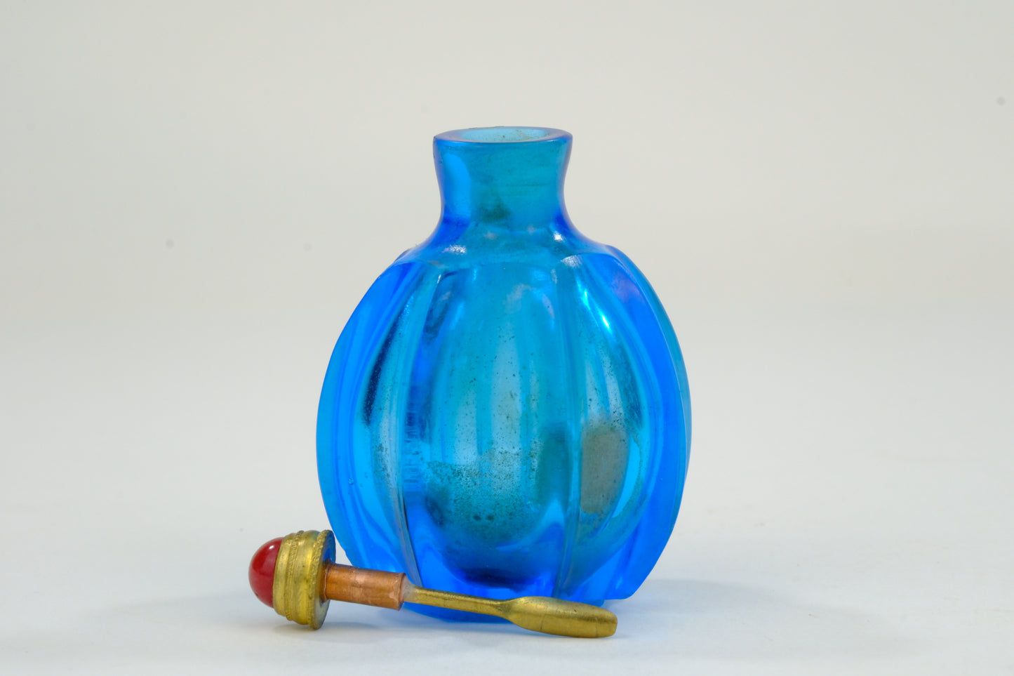 Vintage Chinese Cobalt Blue Glass Snuff Bottle 2.5"