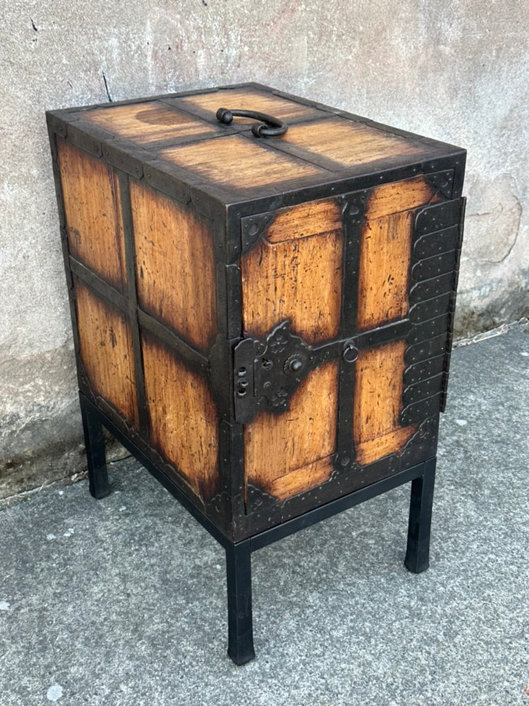 Rare Antique Japanese Edo Era (c1800's) Funadansu Ship's Tansu Chest 28"