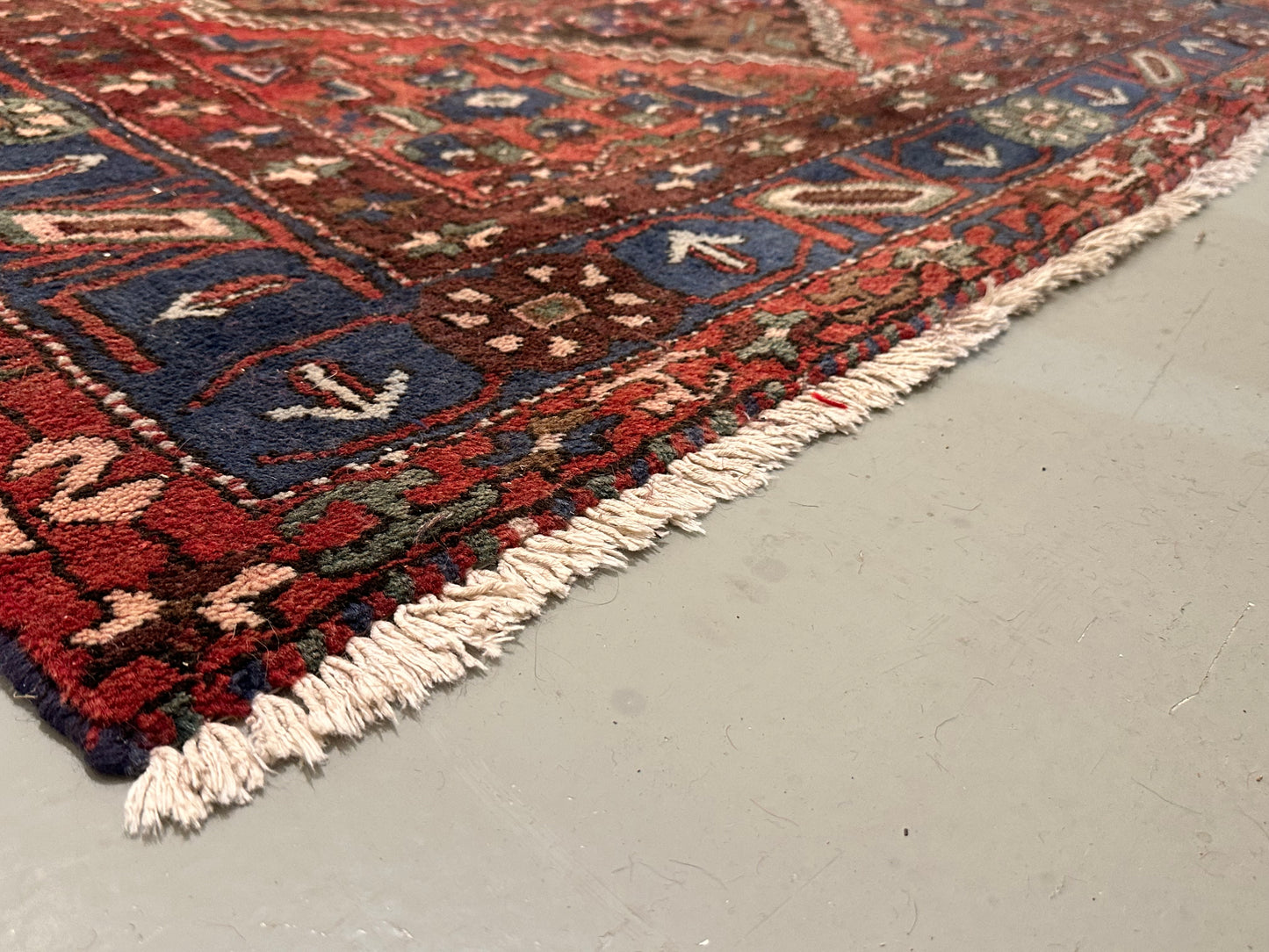 Vintage Persian Rug 60” x 83” Carpet (note condition)