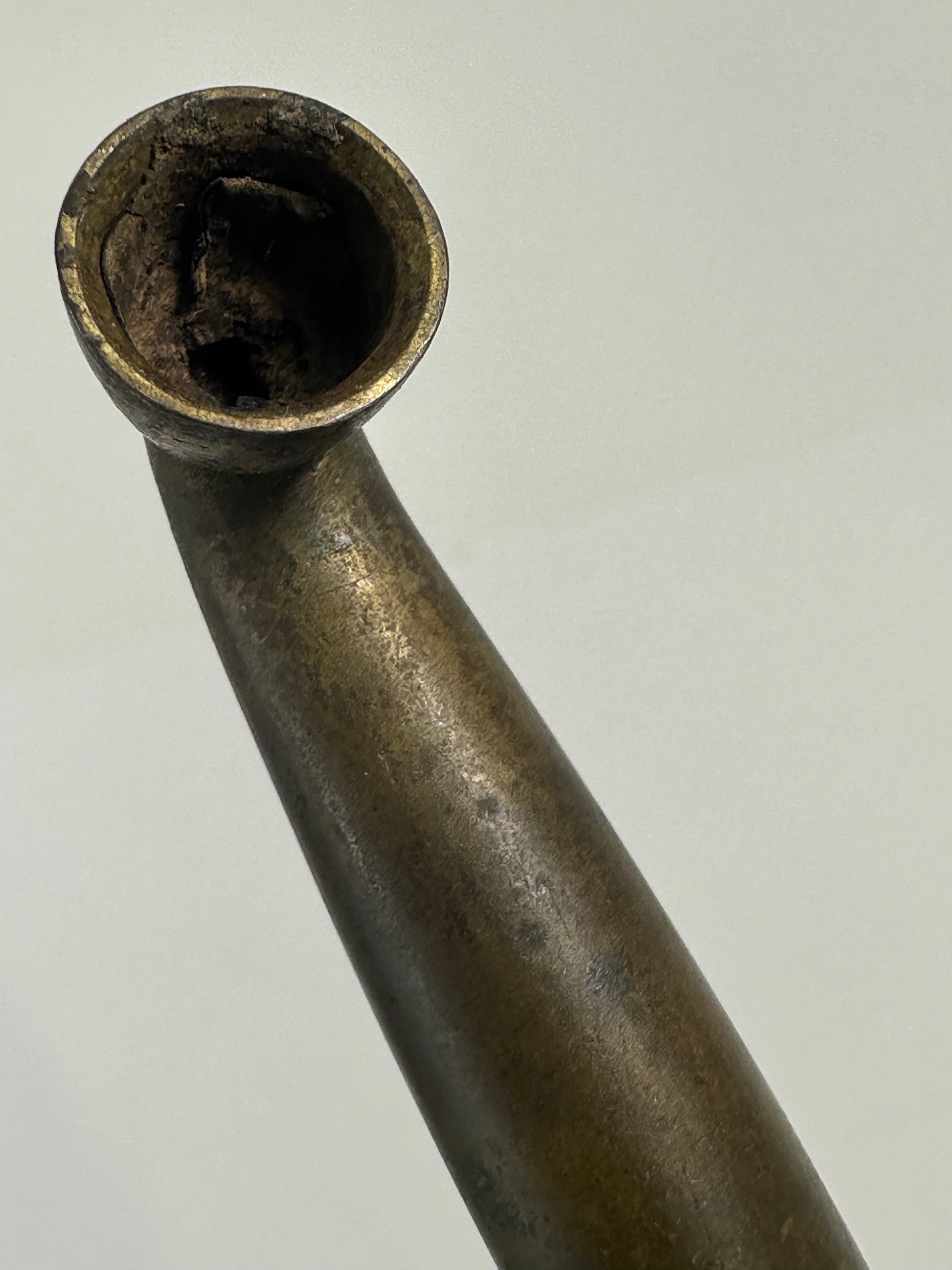 whats the name of the tobacco product used in kiseru's Asian smoking pipe. Its called Gombangdae() Korean and Kiseru(/) in Japanese I'm still considering to buy one but no for such pipe in Korea is holding my back(tobacco specifically for Kiseru / Kiseru (Pipe) |
