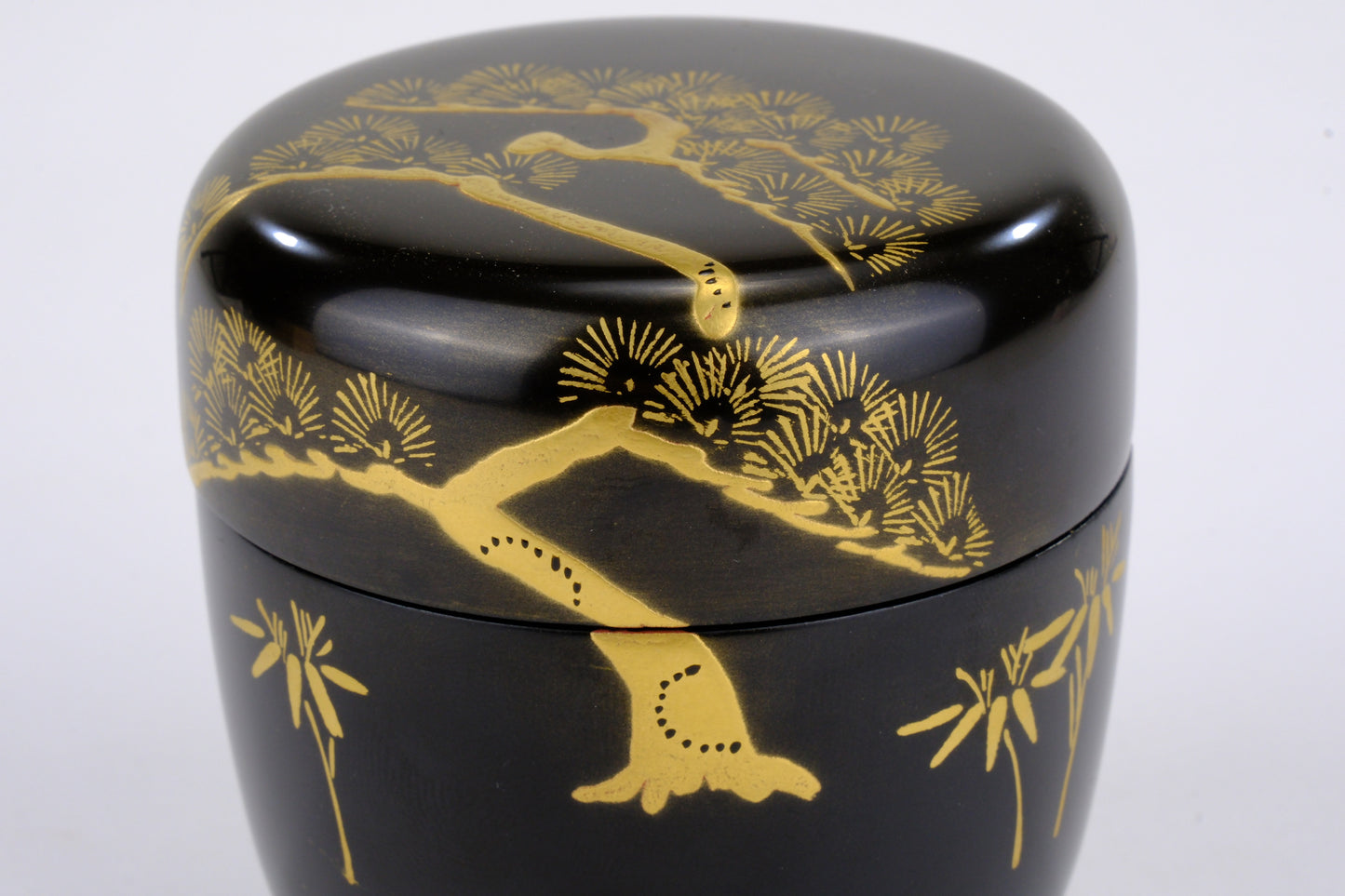 Japanese Tea Ceremony Natsume Black Lacquer Gold Makie Pine Tree