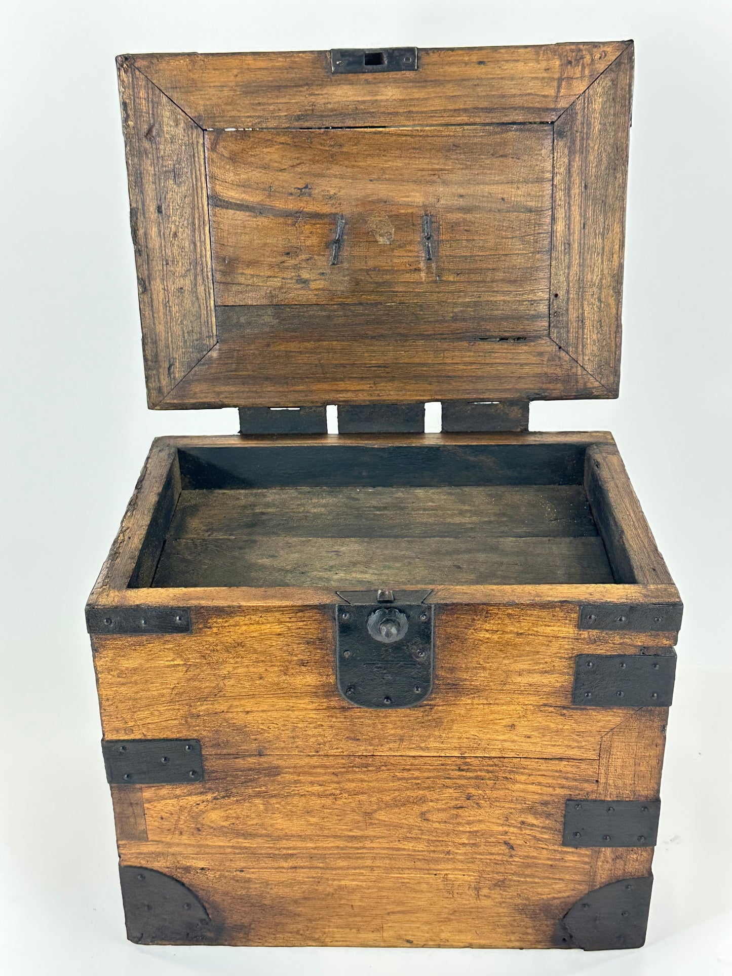 Antique Japanese c1880’s Kiri Wood Suzuribako Calligraphy Tansu Chest 11"