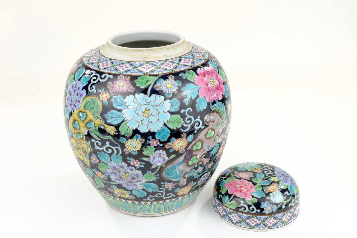 Chinese Famille Noire Porcelain Ginger Jar Shishi Peony Floral Black Ground ~10"H